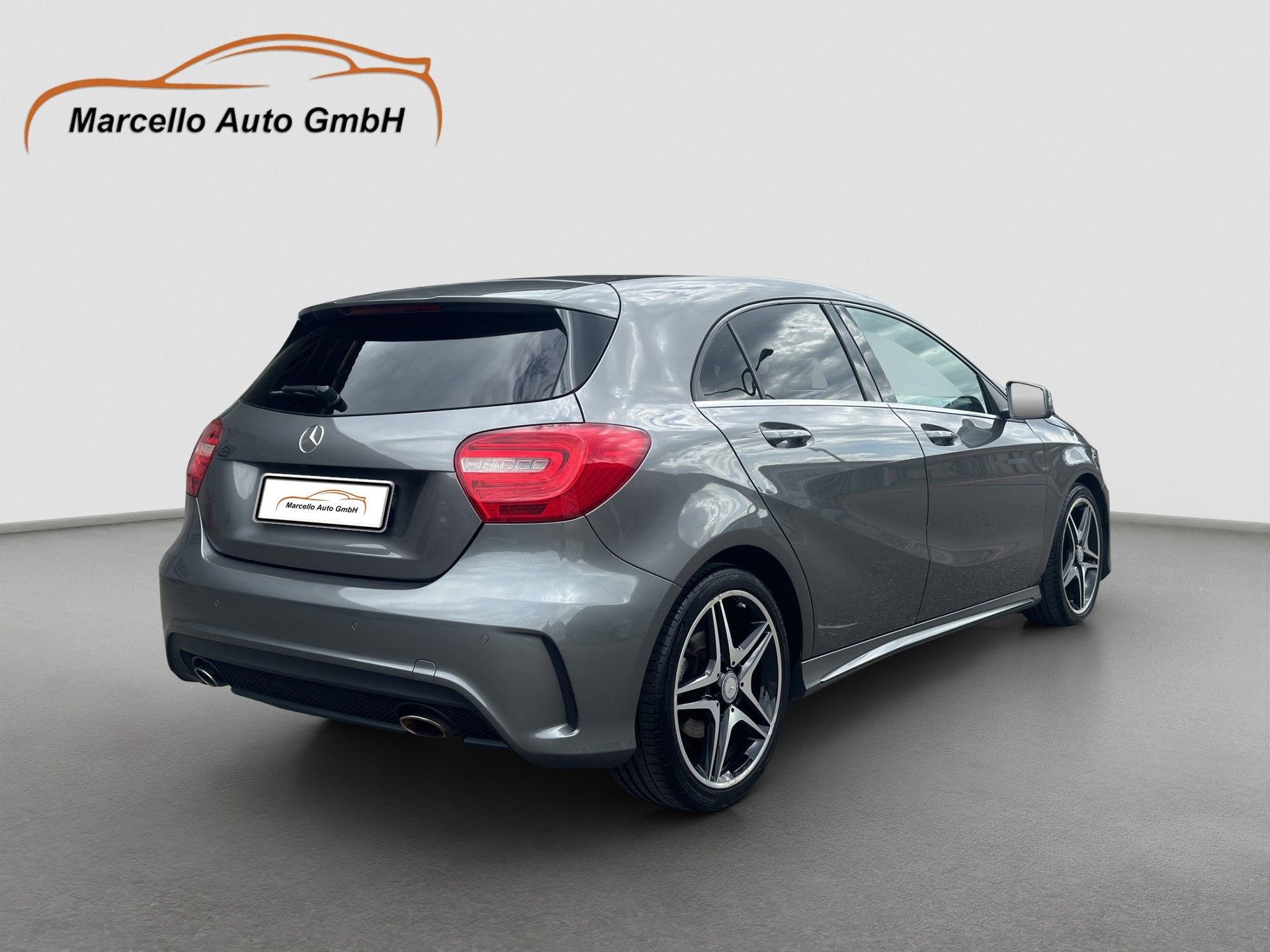 MERCEDES-BENZ A 200 AMG Line-image-13