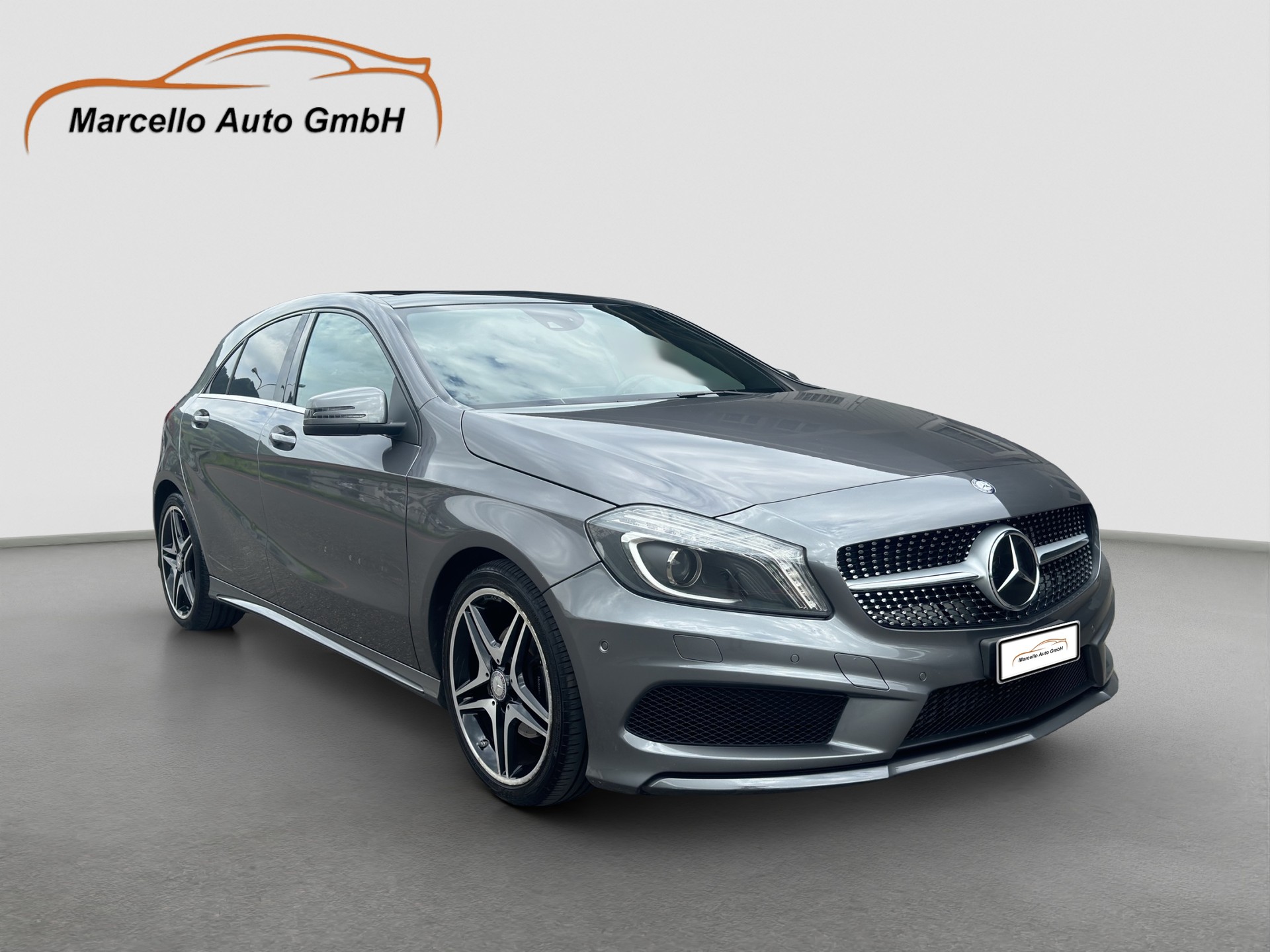 MERCEDES-BENZ A 200 AMG Line-image-2