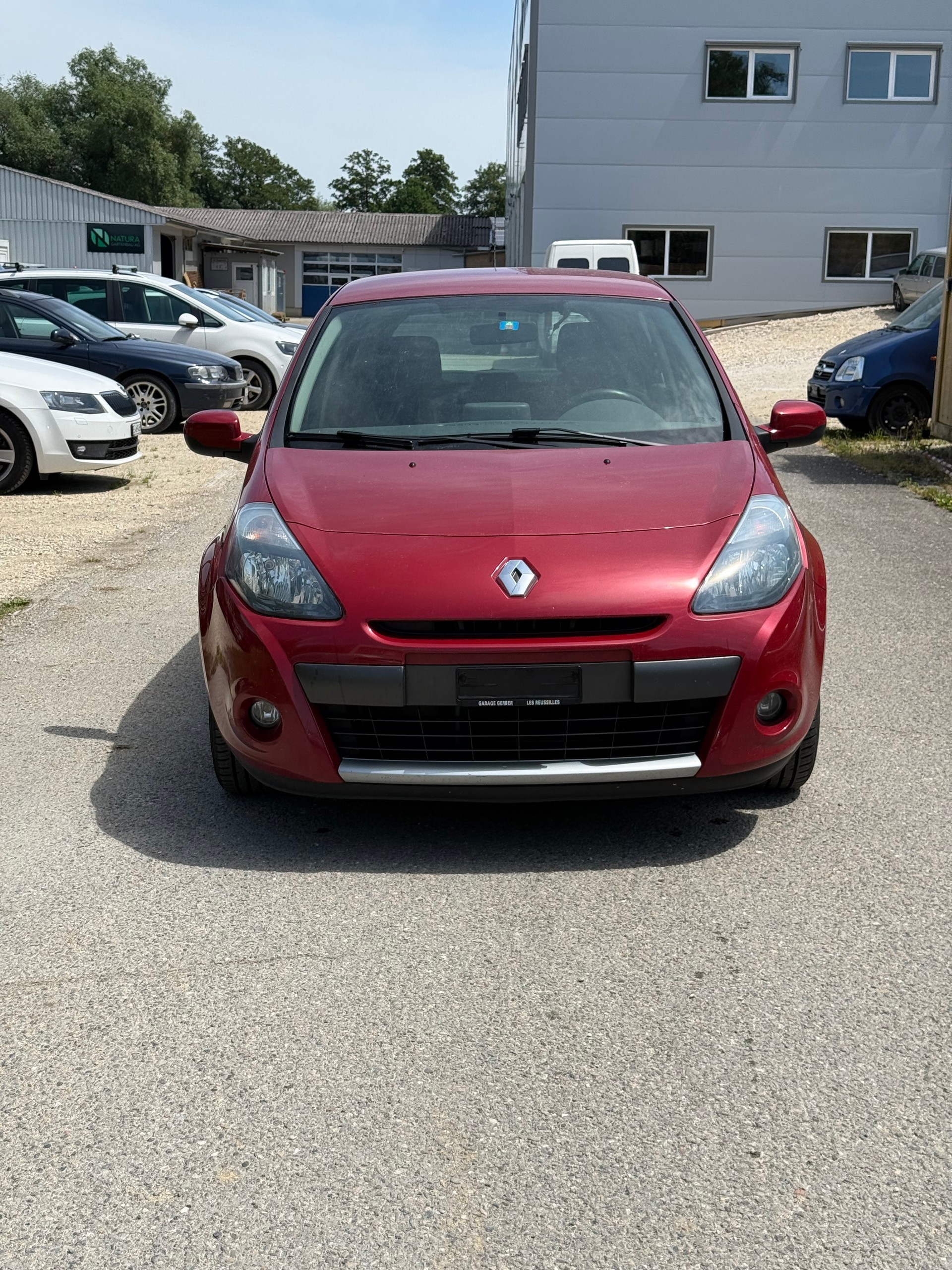 RENAULT Clio 1.6 16V Exception Automatic-image-0