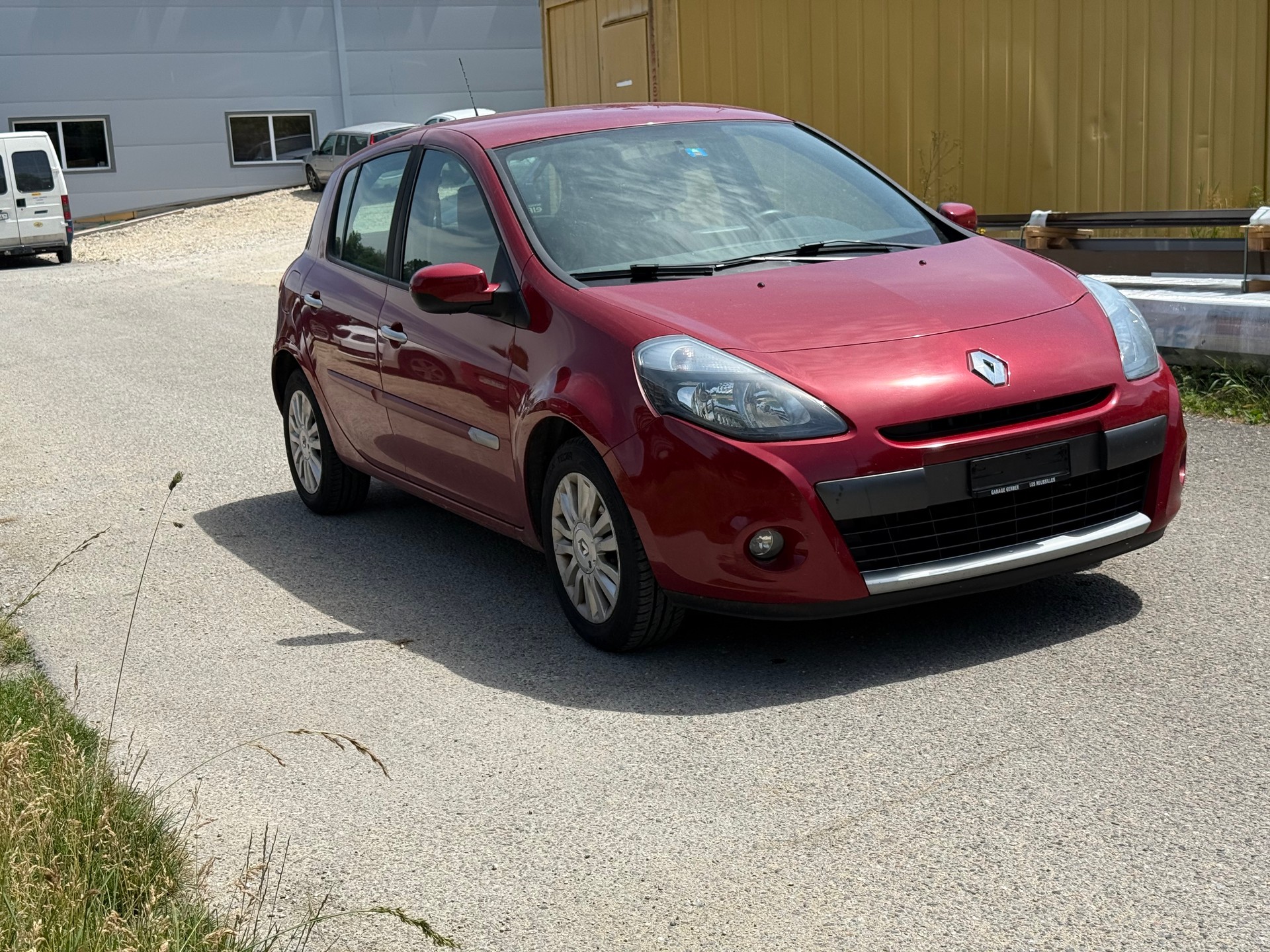 RENAULT Clio 1.6 16V Exception Automatic-image-2