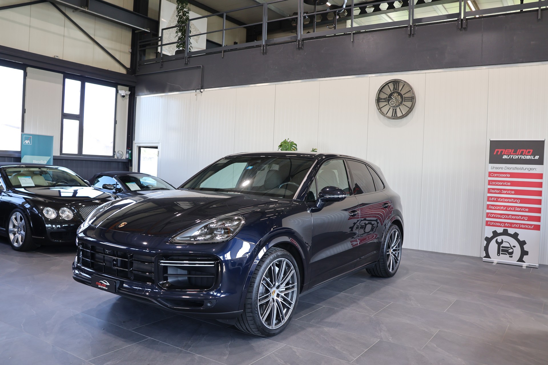 PORSCHE Cayenne Turbo-image-1
