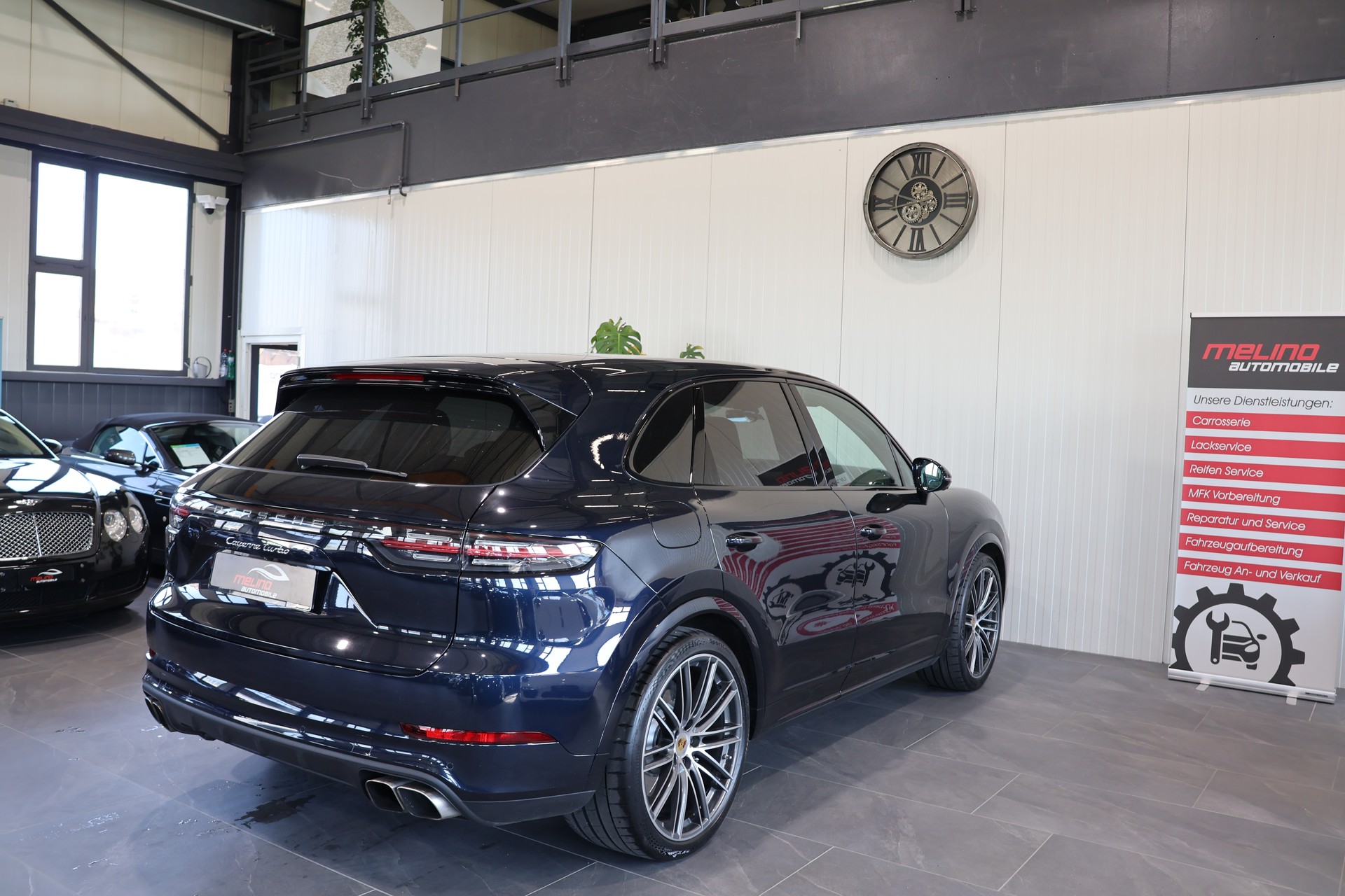 PORSCHE Cayenne Turbo-image-9