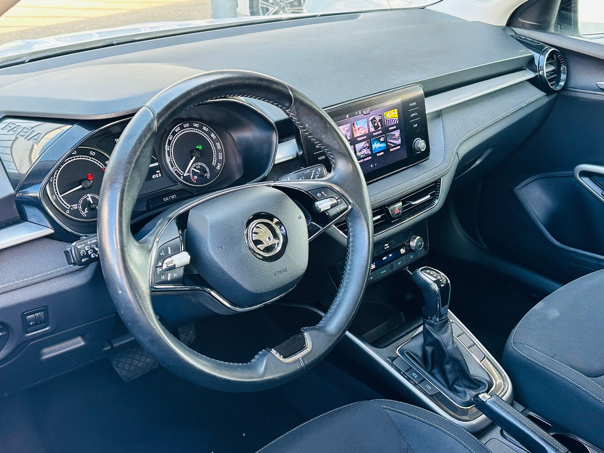 SKODA Fabia 1.0 TSI Ambition DSG-image-11