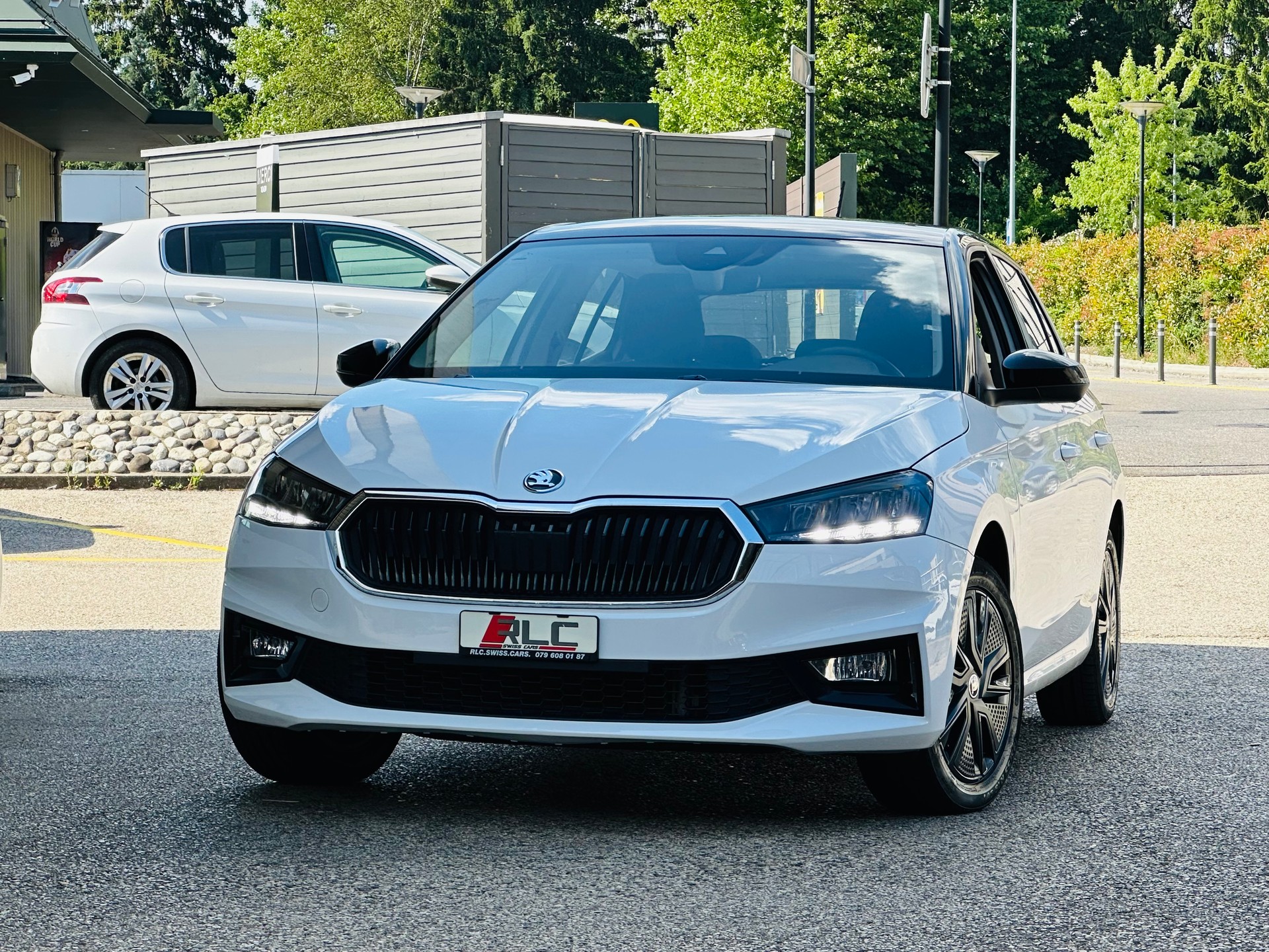 SKODA Fabia 1.0 TSI Ambition DSG-image-0