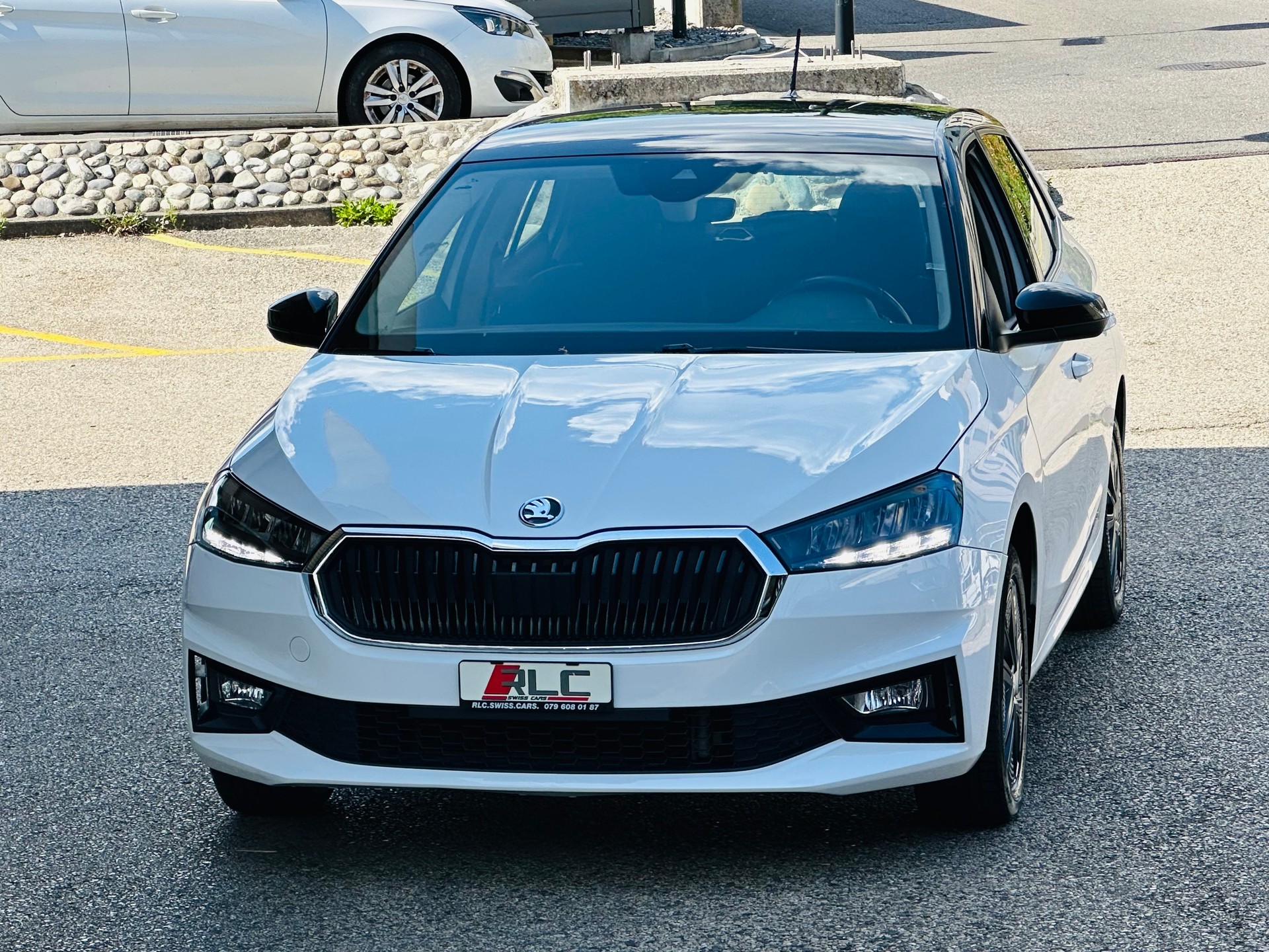 SKODA Fabia 1.0 TSI Ambition DSG-image-4