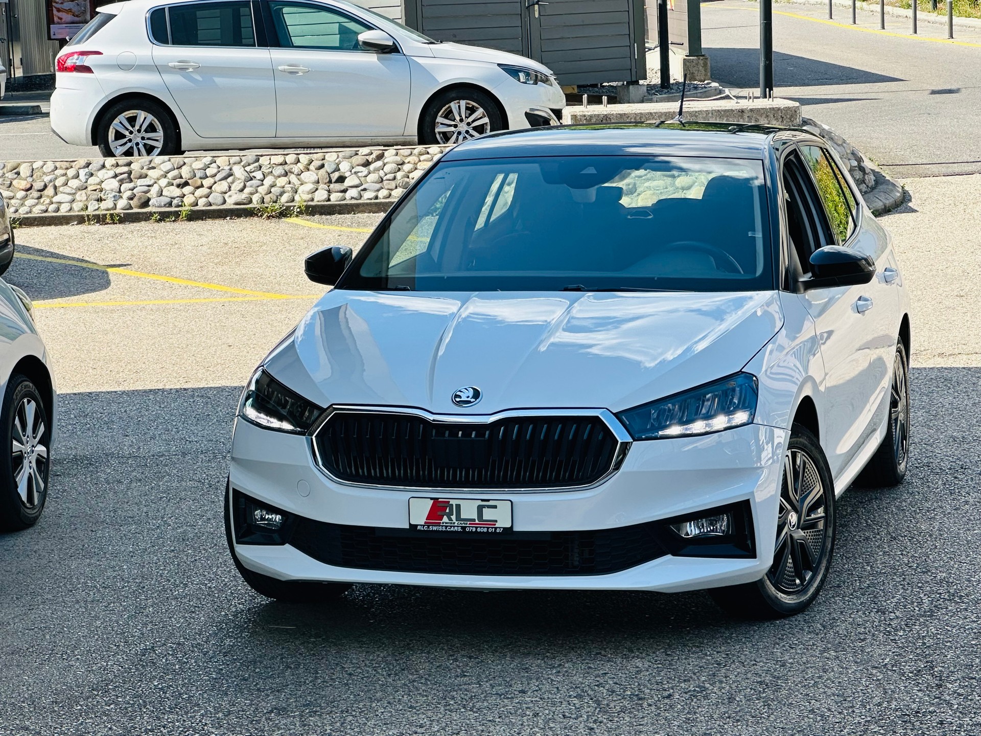 SKODA Fabia 1.0 TSI Ambition DSG-image-2