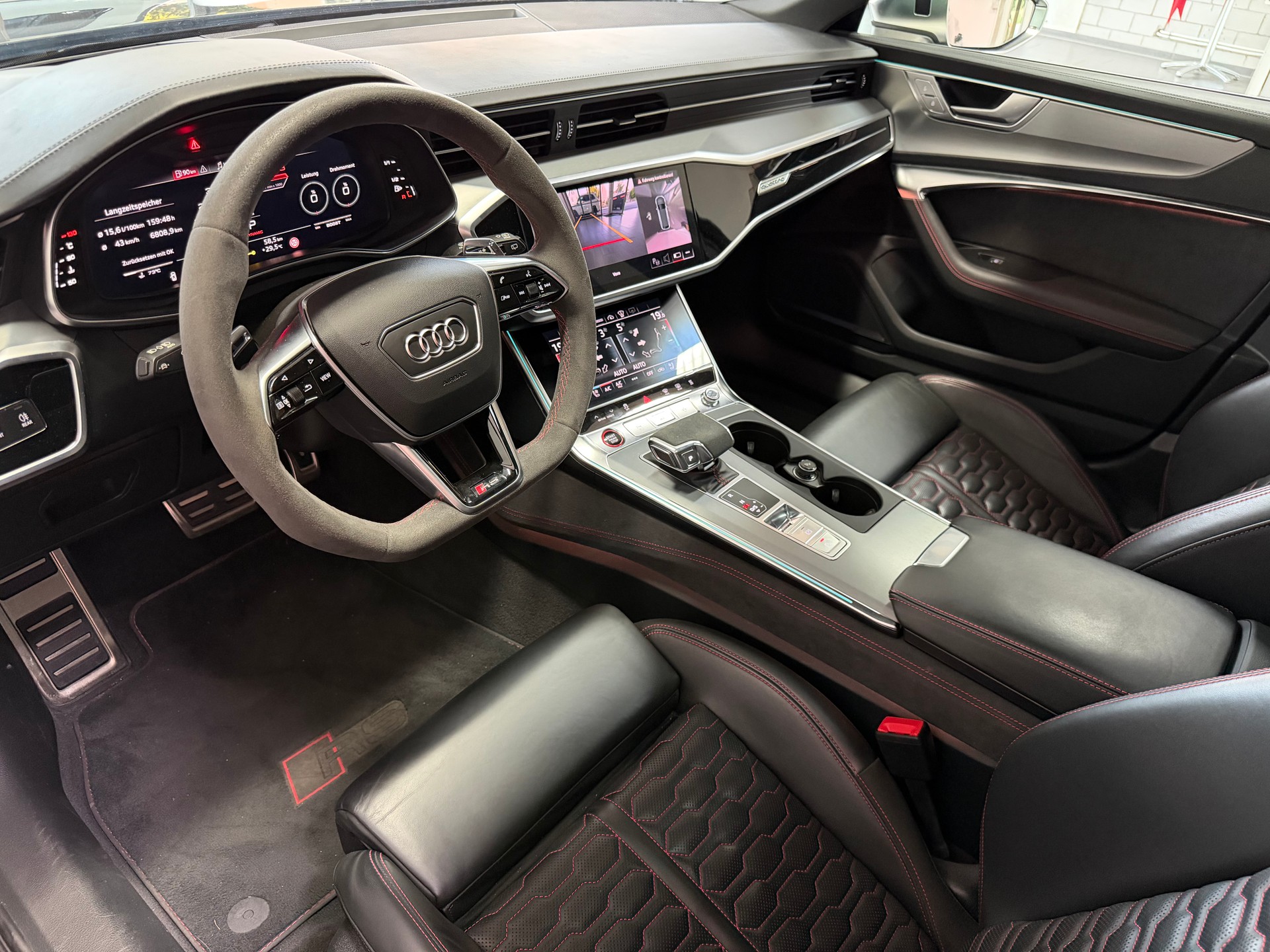 AUDI RS6 Avant 4.0 TFSI V8 quattro * Mythosschwarz * B&O * 360• * Pano * Alcantara+ * Headup *-image-7