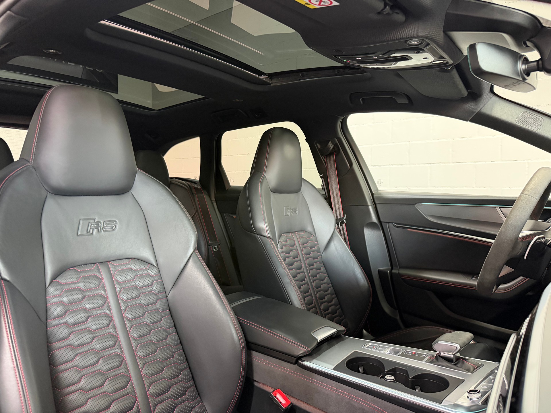 AUDI RS6 Avant 4.0 TFSI V8 quattro * Mythosschwarz * B&O * 360• * Pano * Alcantara+ * Headup *-image-6