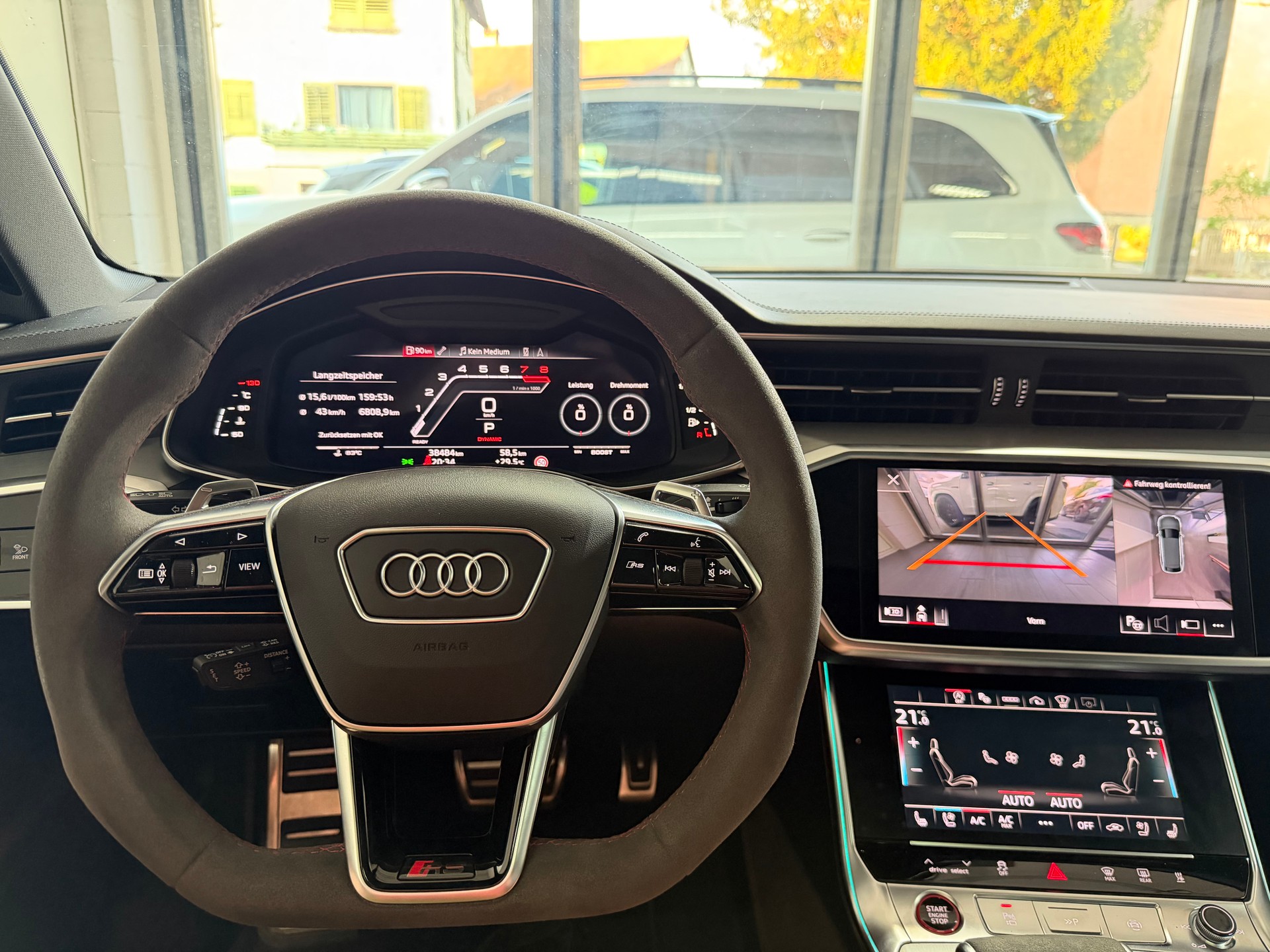 AUDI RS6 Avant 4.0 TFSI V8 quattro * Mythosschwarz * B&O * 360• * Pano * Alcantara+ * Headup *-image-9
