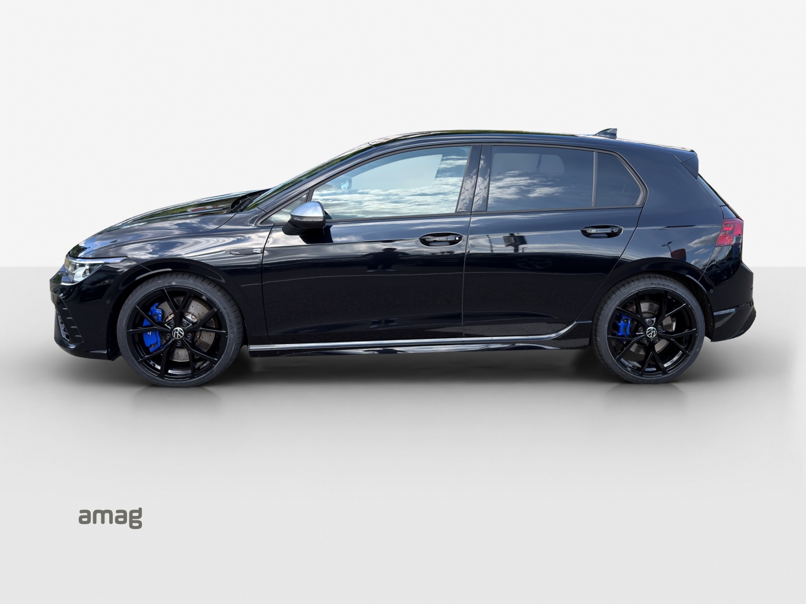 VW Golf 2.0 TSI R DSG 4Motion-image-1