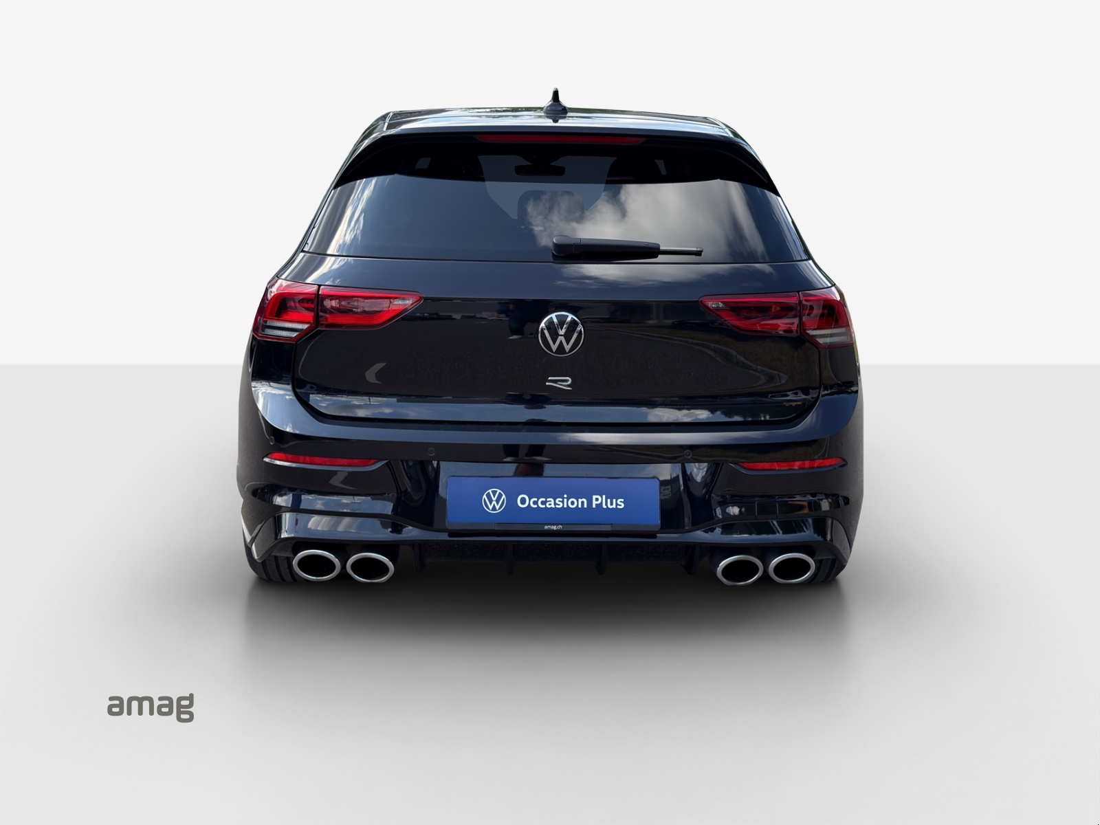 VW Golf 2.0 TSI R DSG 4Motion-image-3
