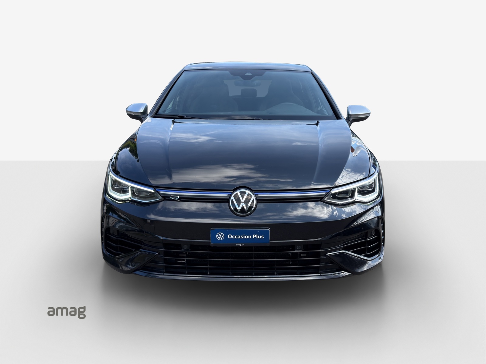 VW Golf 2.0 TSI R DSG 4Motion-image-6