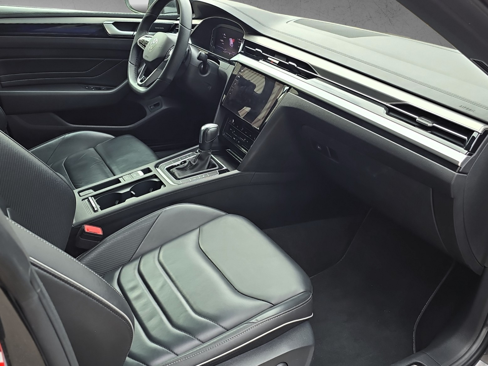 VW Arteon SB 2.0 TSI R-Line 4Motion DSG mit AHK-image-1