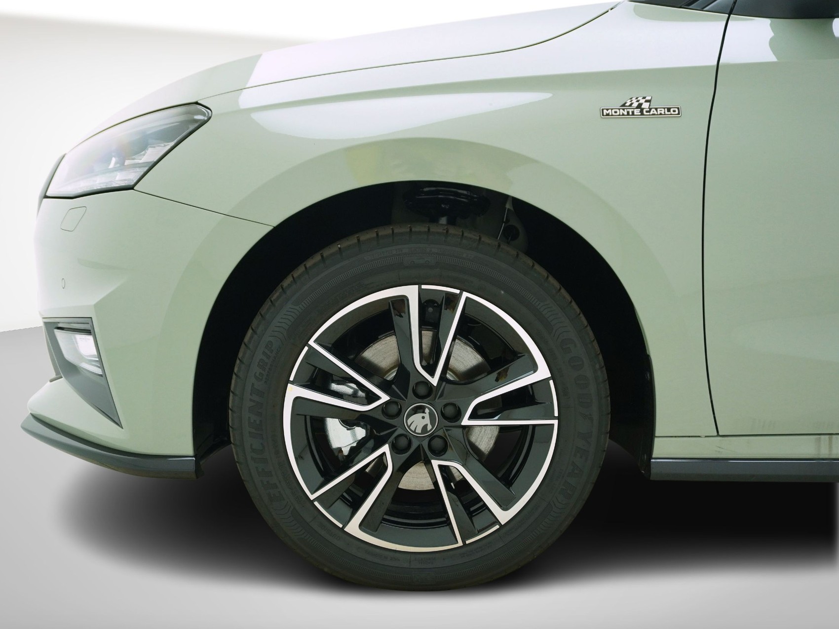 SKODA Fabia 1.0 TSI Monte Carlo DSG-image-8
