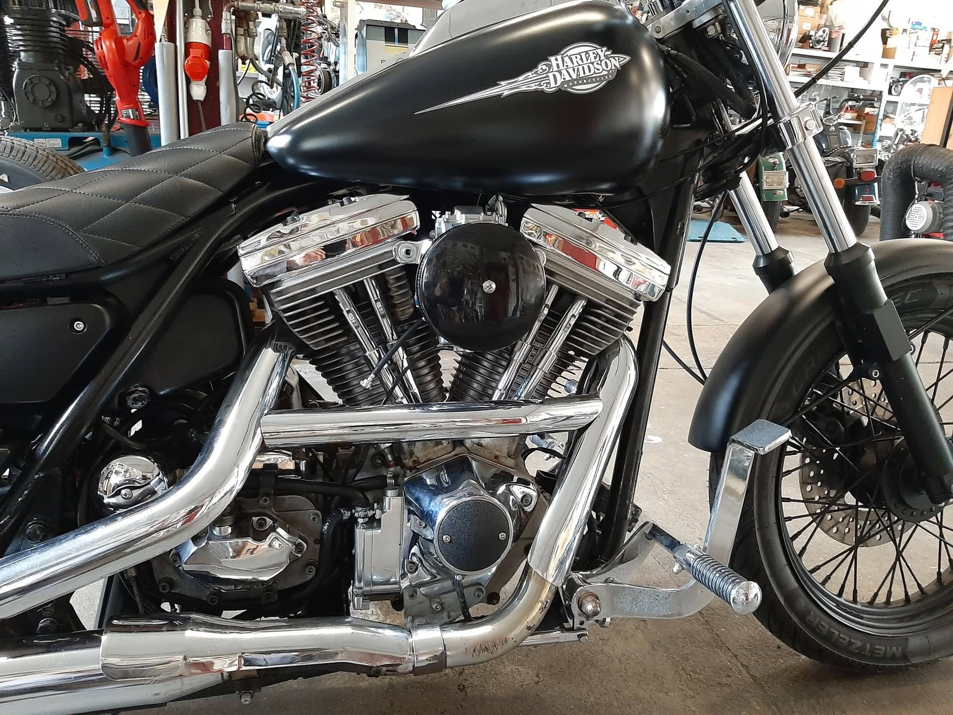 HARLEY-DAVIDSON FXR-image-1