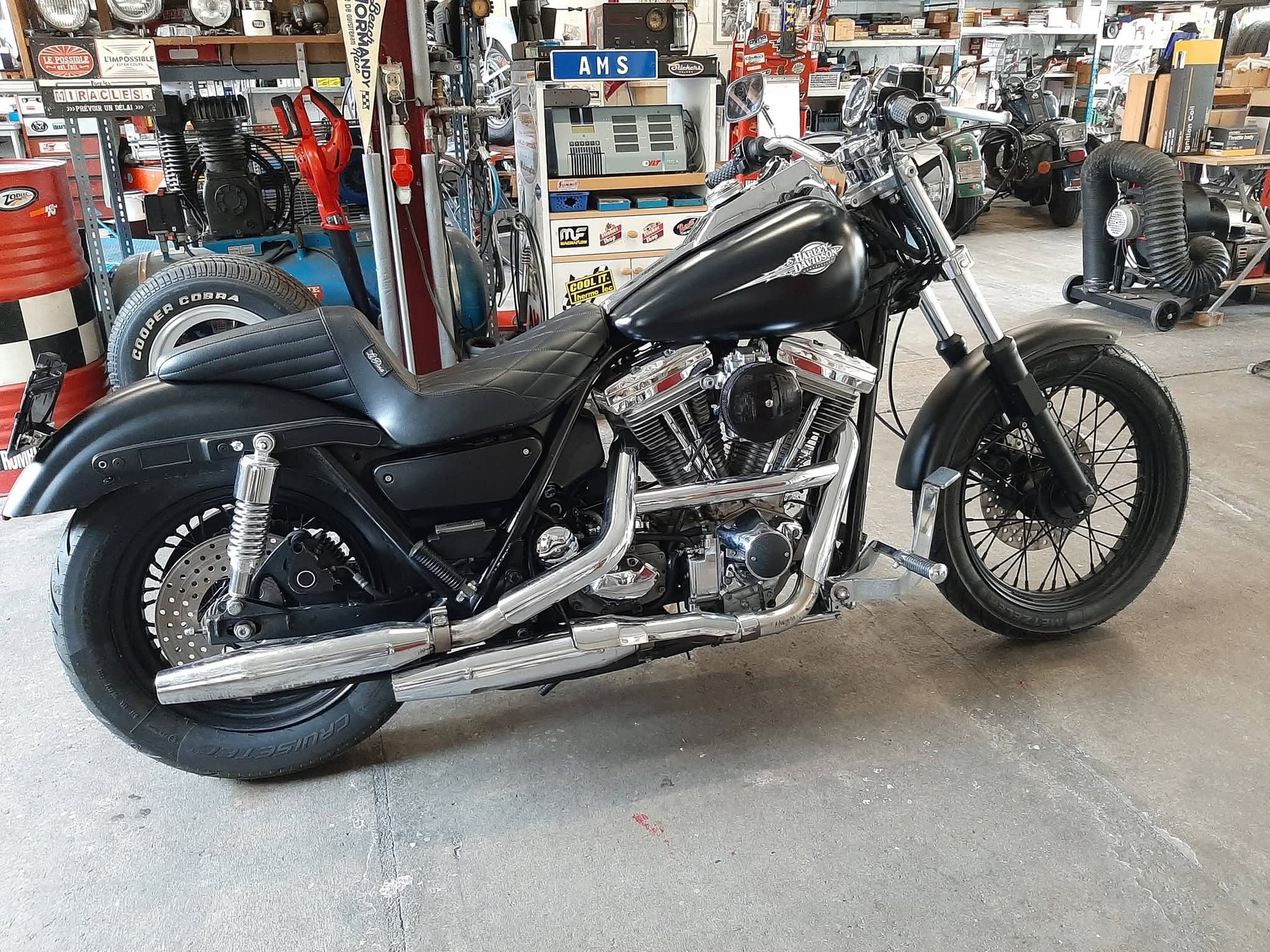 HARLEY-DAVIDSON FXR