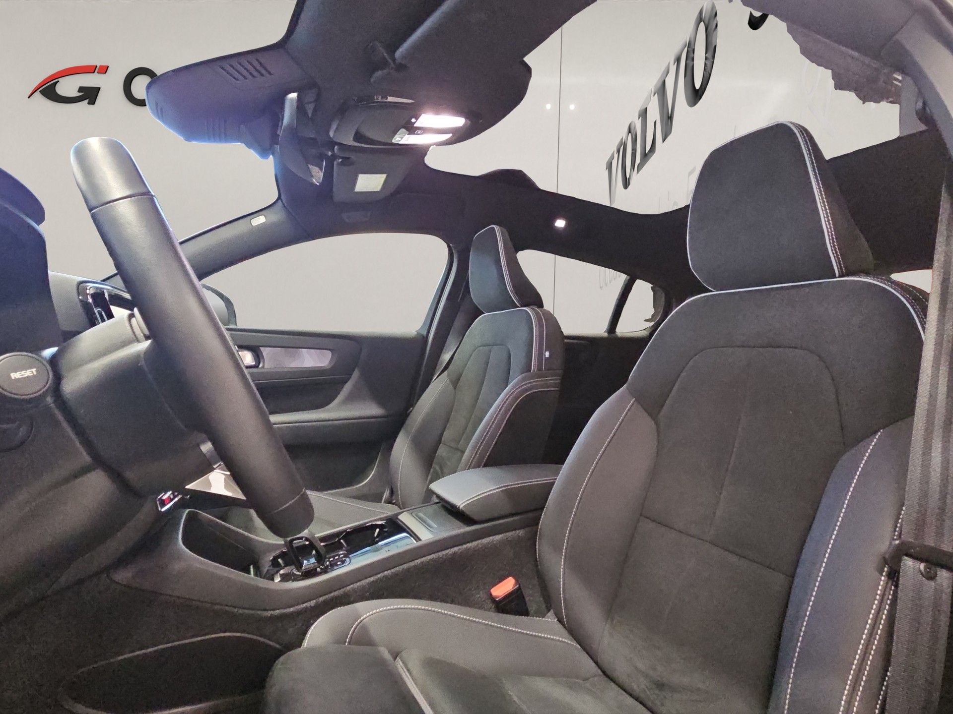VOLVO C40 P8 Twin Recharge AWD-image-16