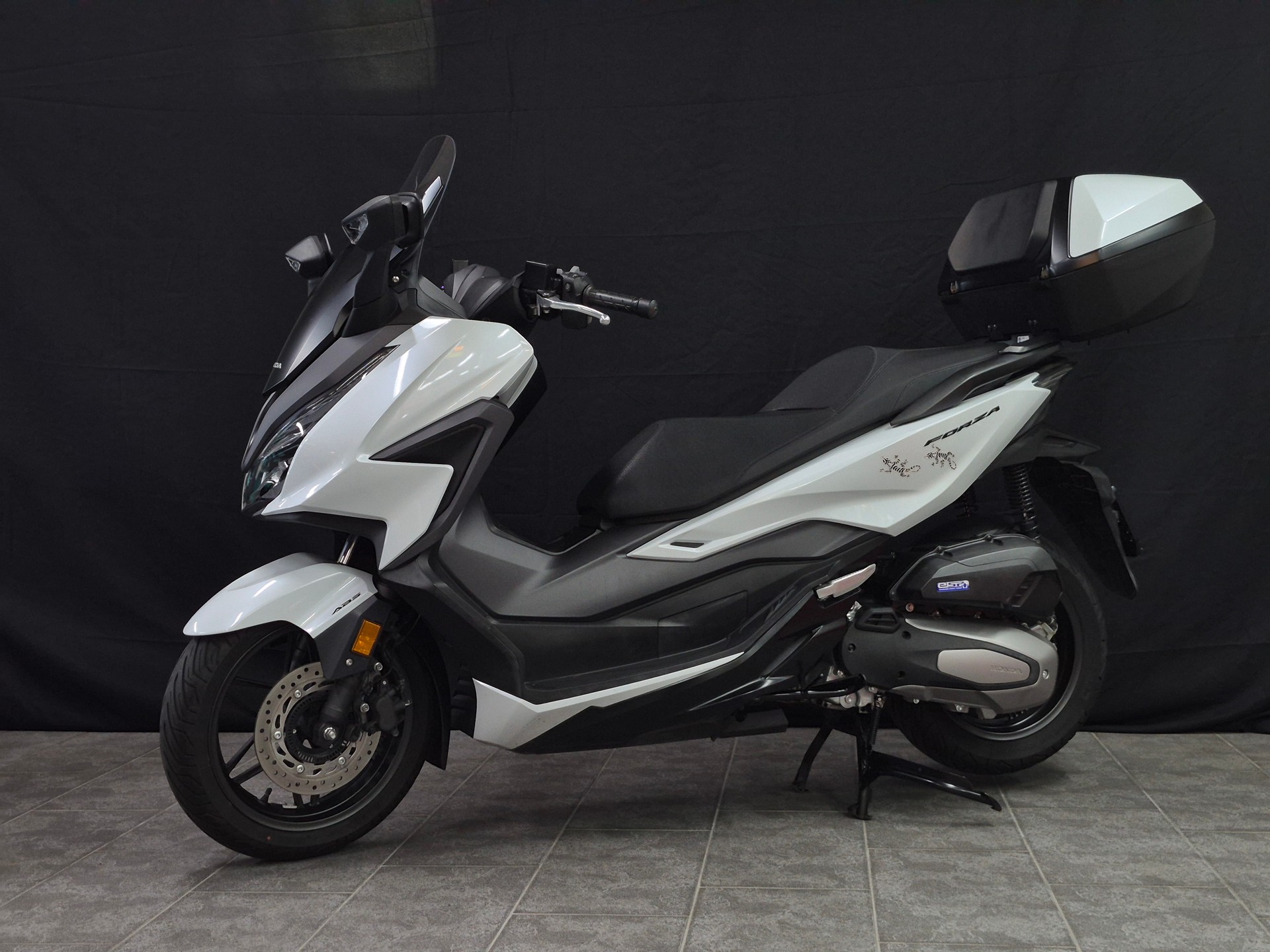 HONDA Nss 125 Forza ABS-image-13