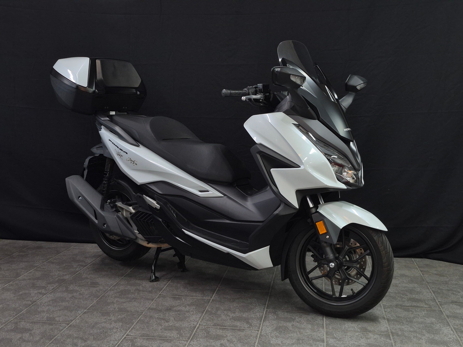 HONDA Nss 125 Forza ABS-image-6