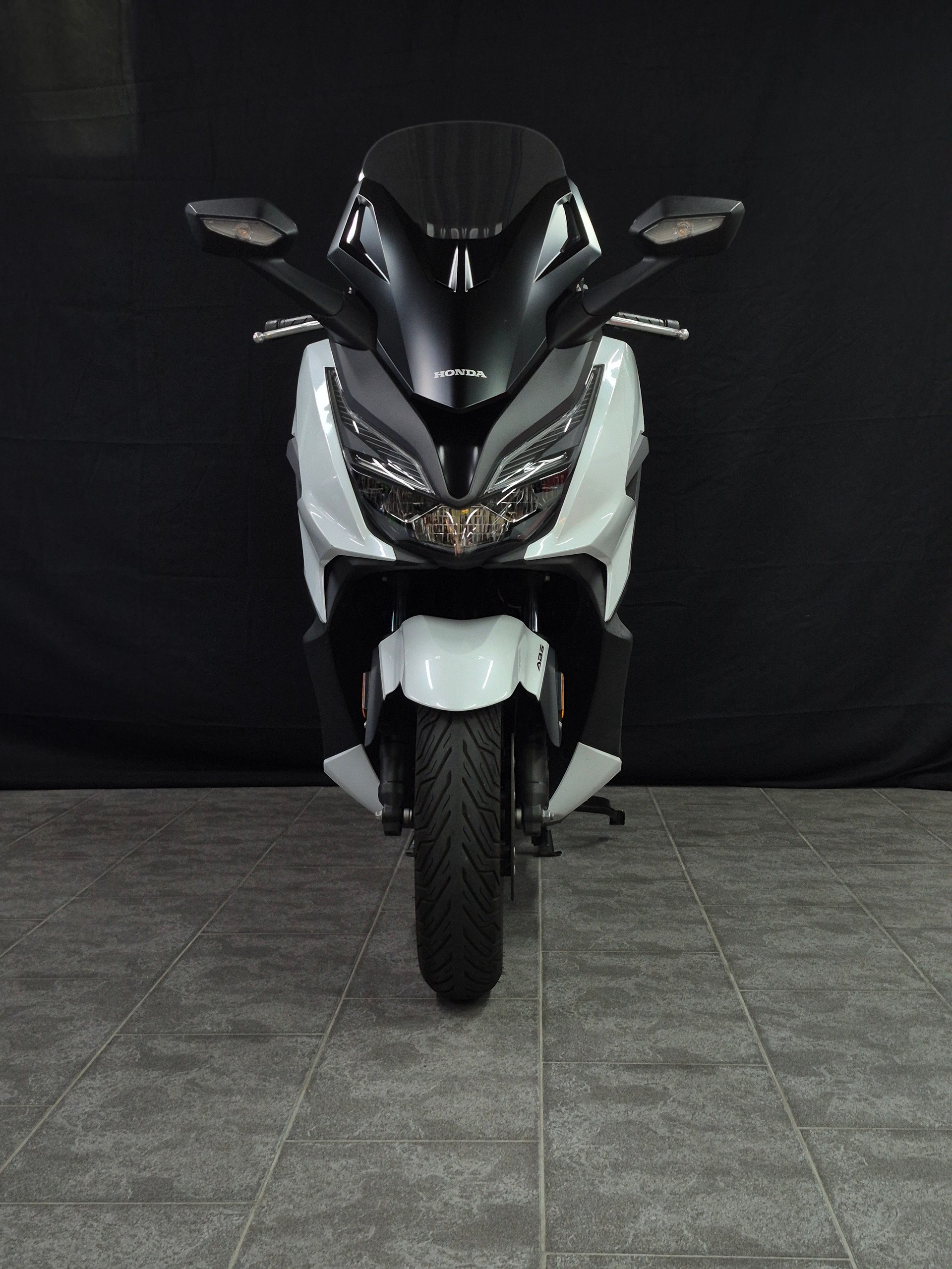 HONDA Nss 125 Forza ABS-image-9