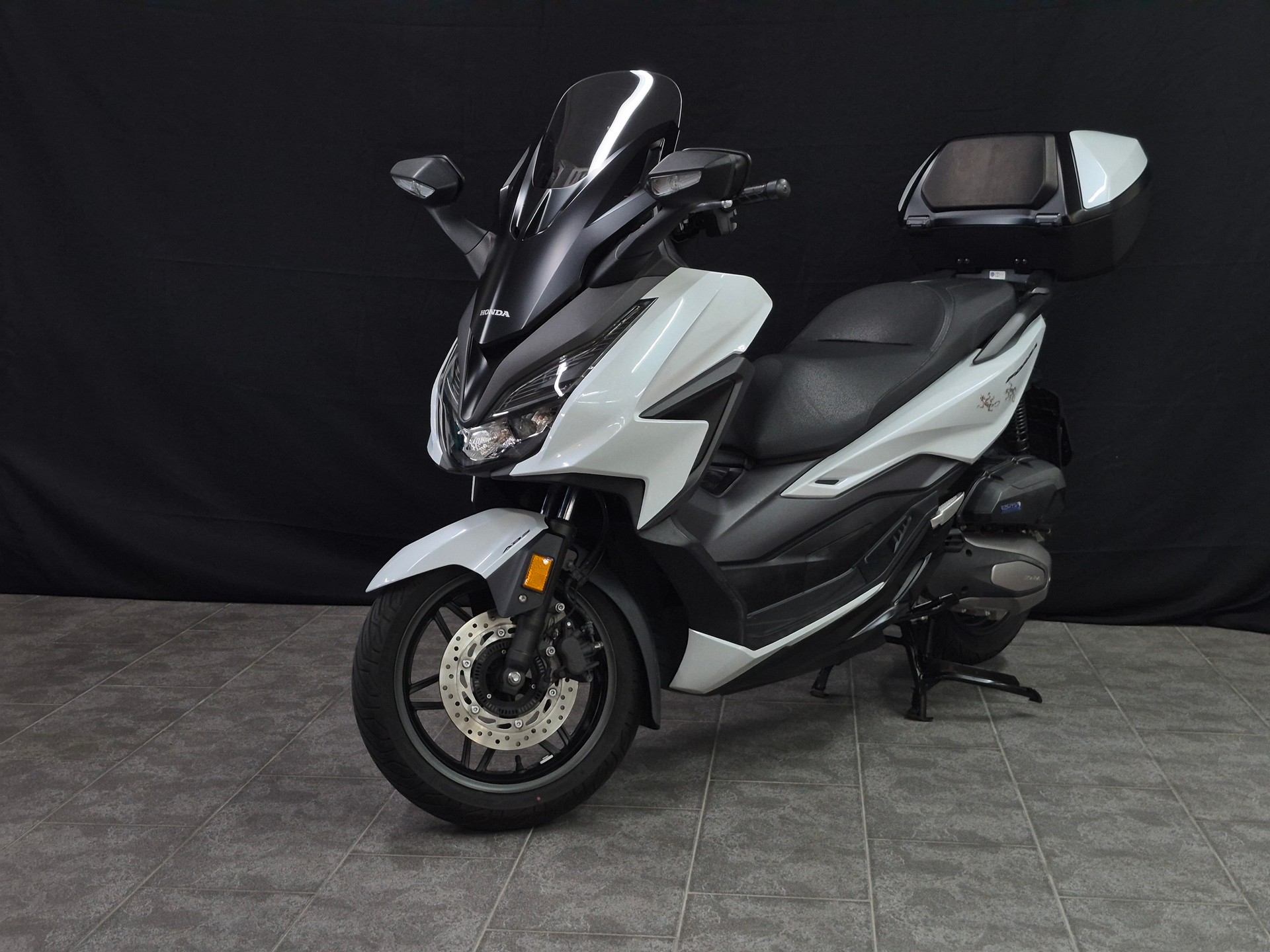 HONDA Nss 125 Forza ABS-image-11