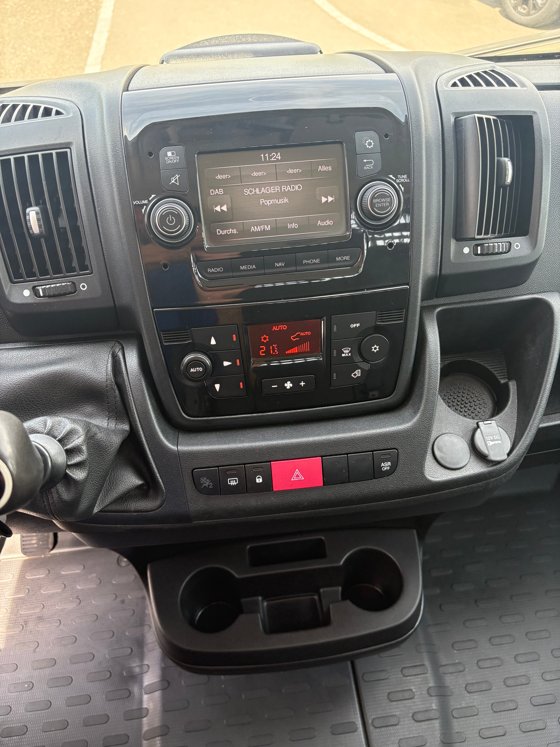 PEUGEOT Boxer Pick-up 335 L3 2.2 BlueHDi 165 Pro-image-7