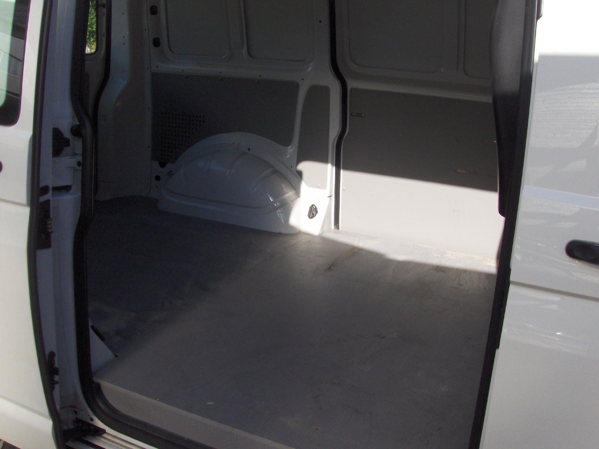 VW T6 2.0 TDI 4Motion DSG-image-7