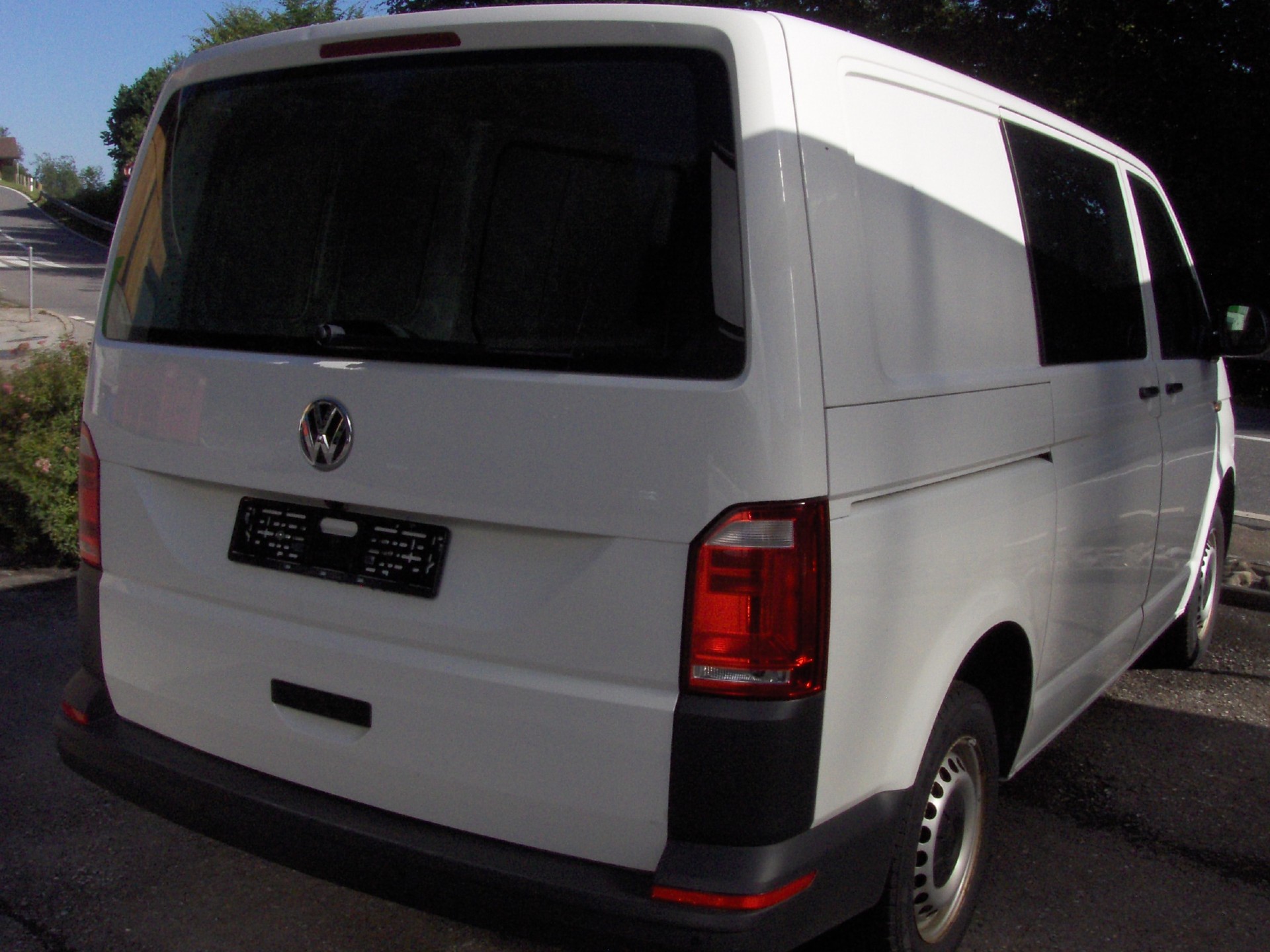 VW T6 2.0 TDI 4Motion DSG-image-2
