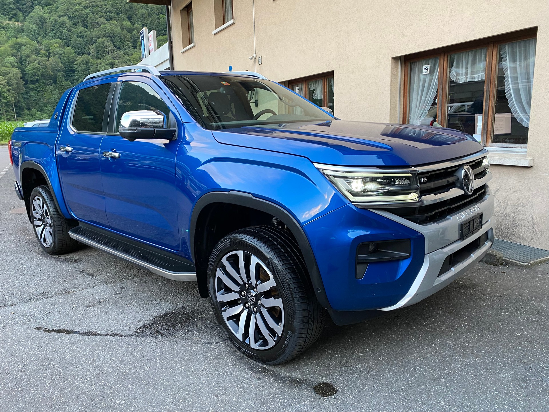 VW Amarok 3.0TDI Aventura Winter 2-image-11