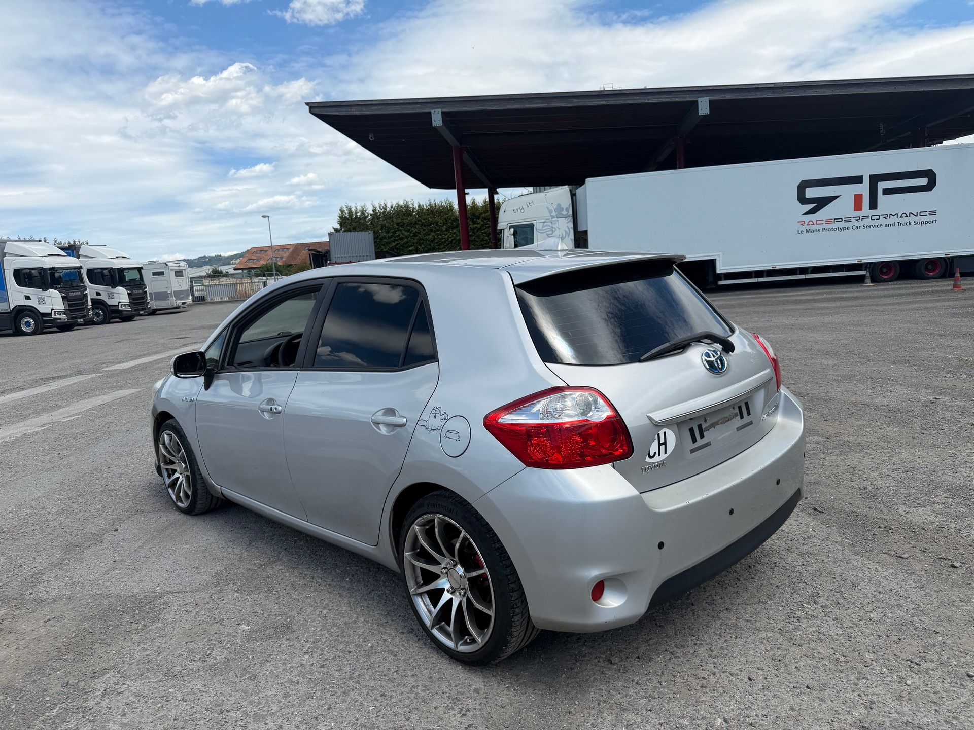 TOYOTA Auris 1.8 16V HSD Linea Sol-image-3