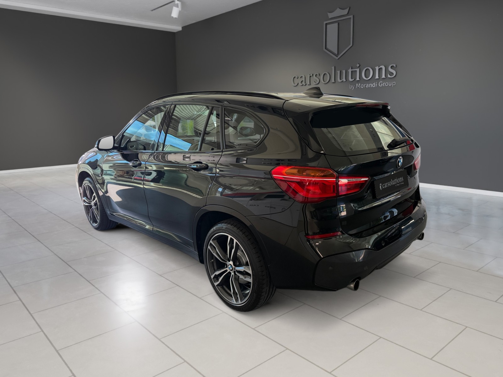 BMW X1 xDrive 25i M Sport Steptronic-showroom-element-1