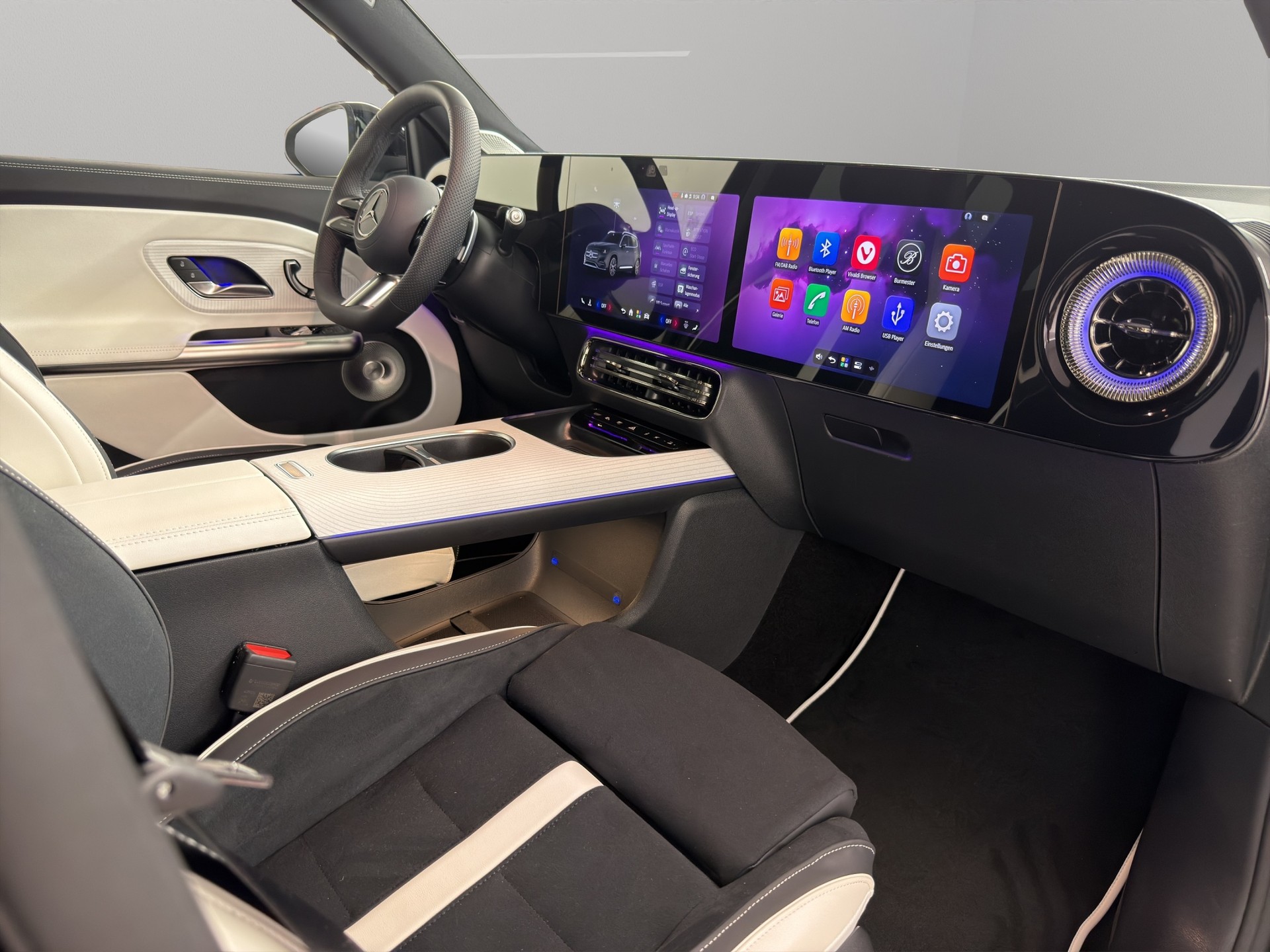 MERCEDES-BENZ GLB 220 4matic-image-12