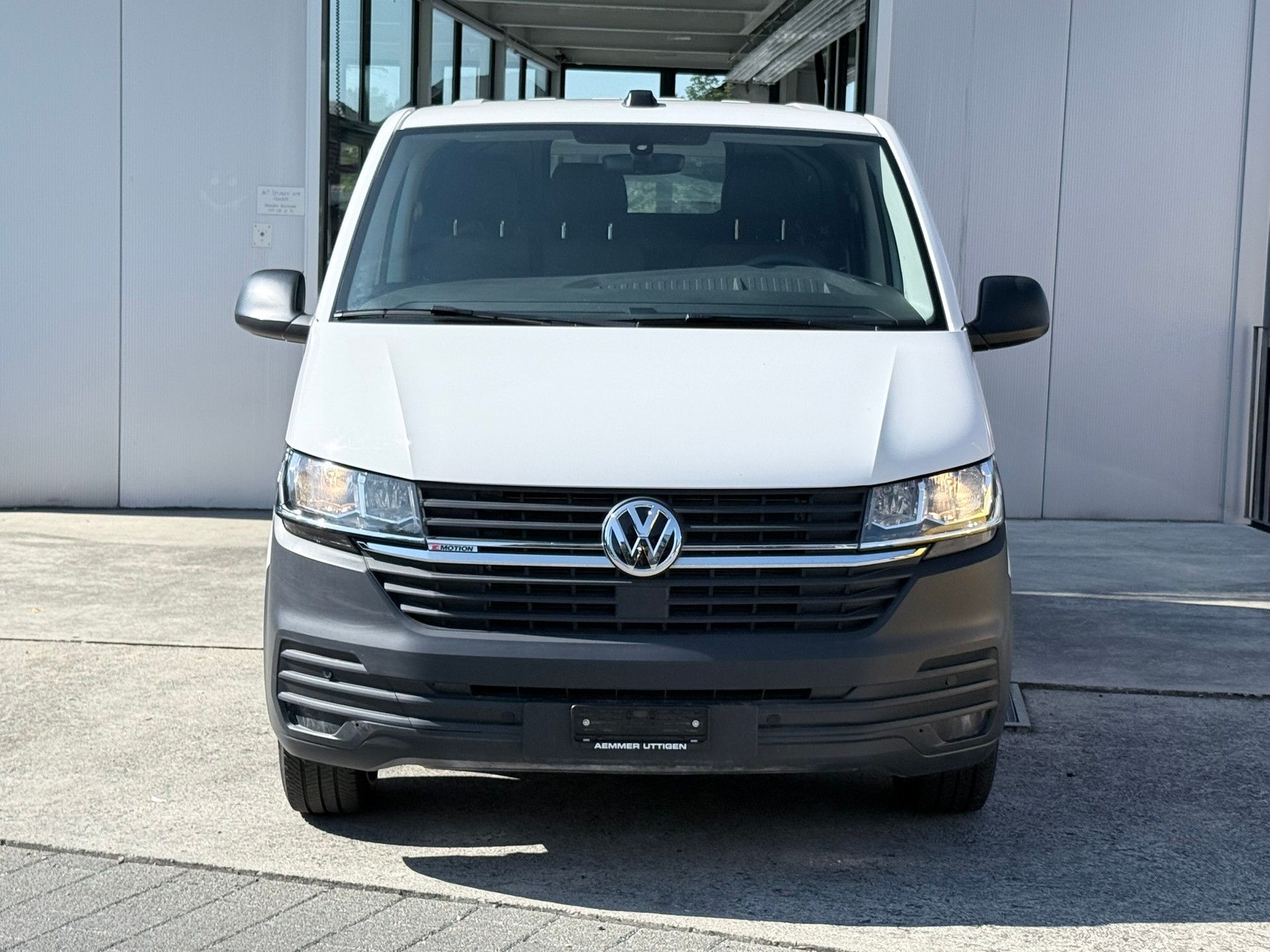 VW T6.1 2.0 TDI 4Motion-image-1
