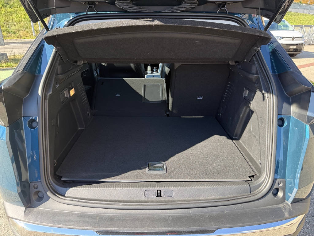 PEUGEOT 3008 Plug-in Hybrid 225ch e-EAT8 Allure Pack-image-14