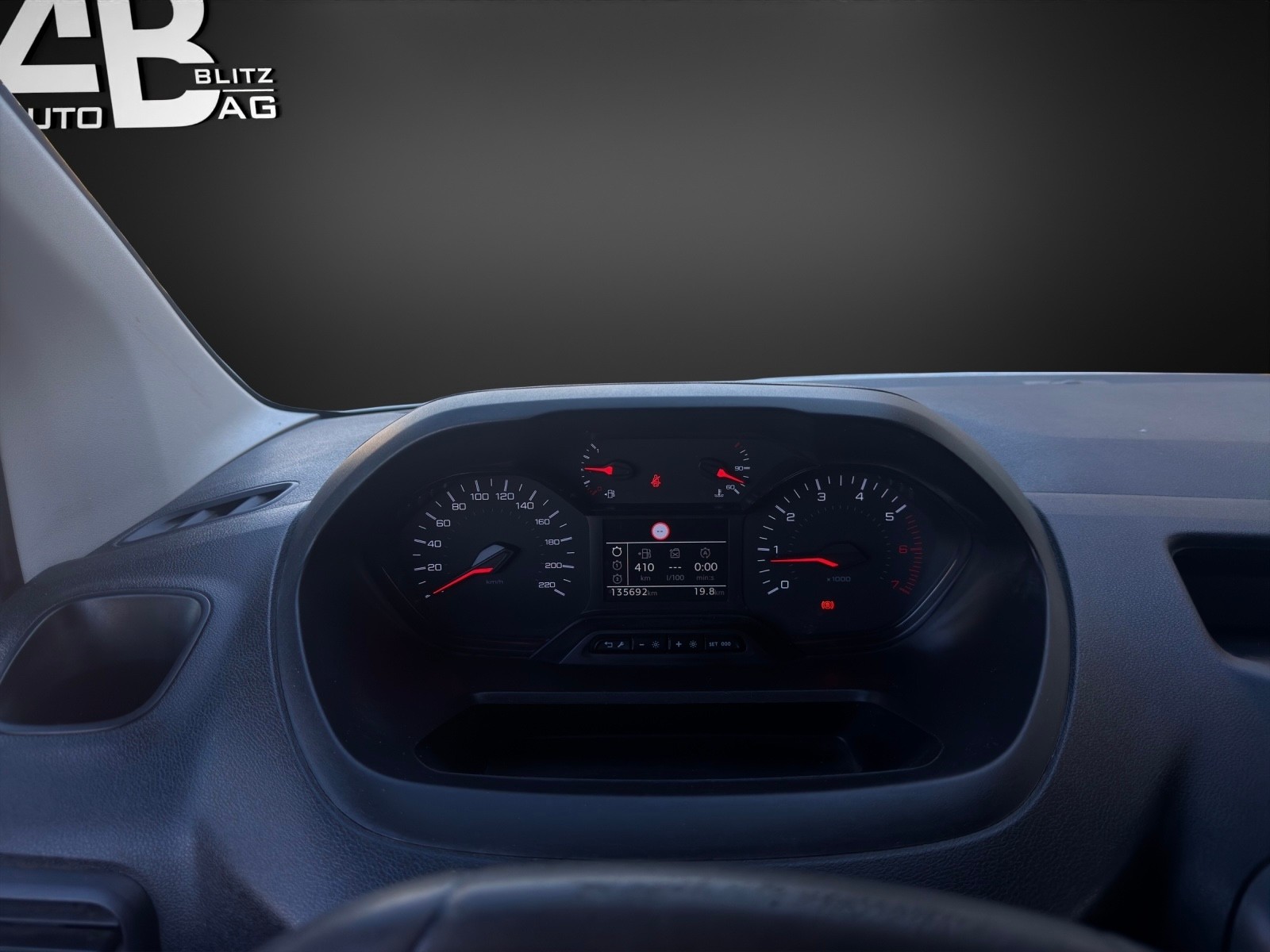 PEUGEOT Partner 1.5 Blue HDi s/s Pro Vertiefte Kabine * 5-Plätzer *-image-11