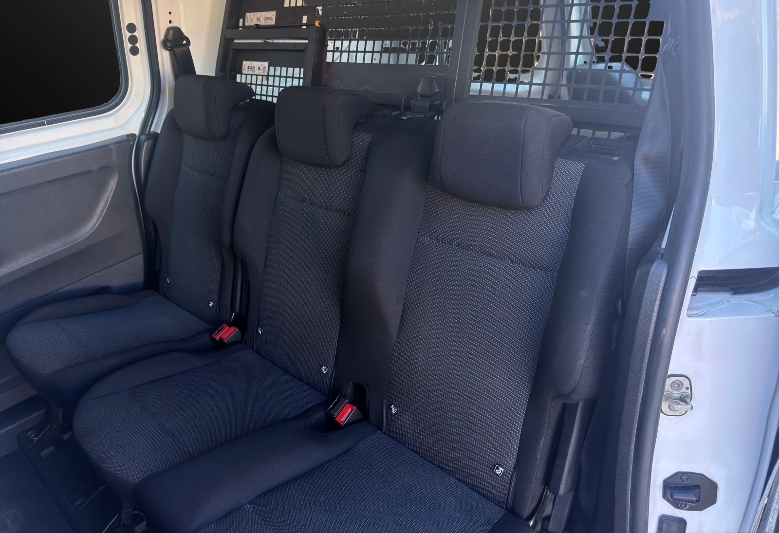 PEUGEOT Partner 1.5 Blue HDi s/s Pro Vertiefte Kabine * 5-Plätzer *-image-12