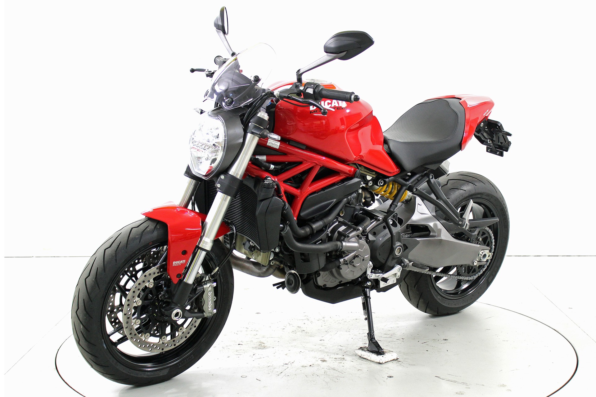 DUCATI Monster 821 ABS-showroom-element-2