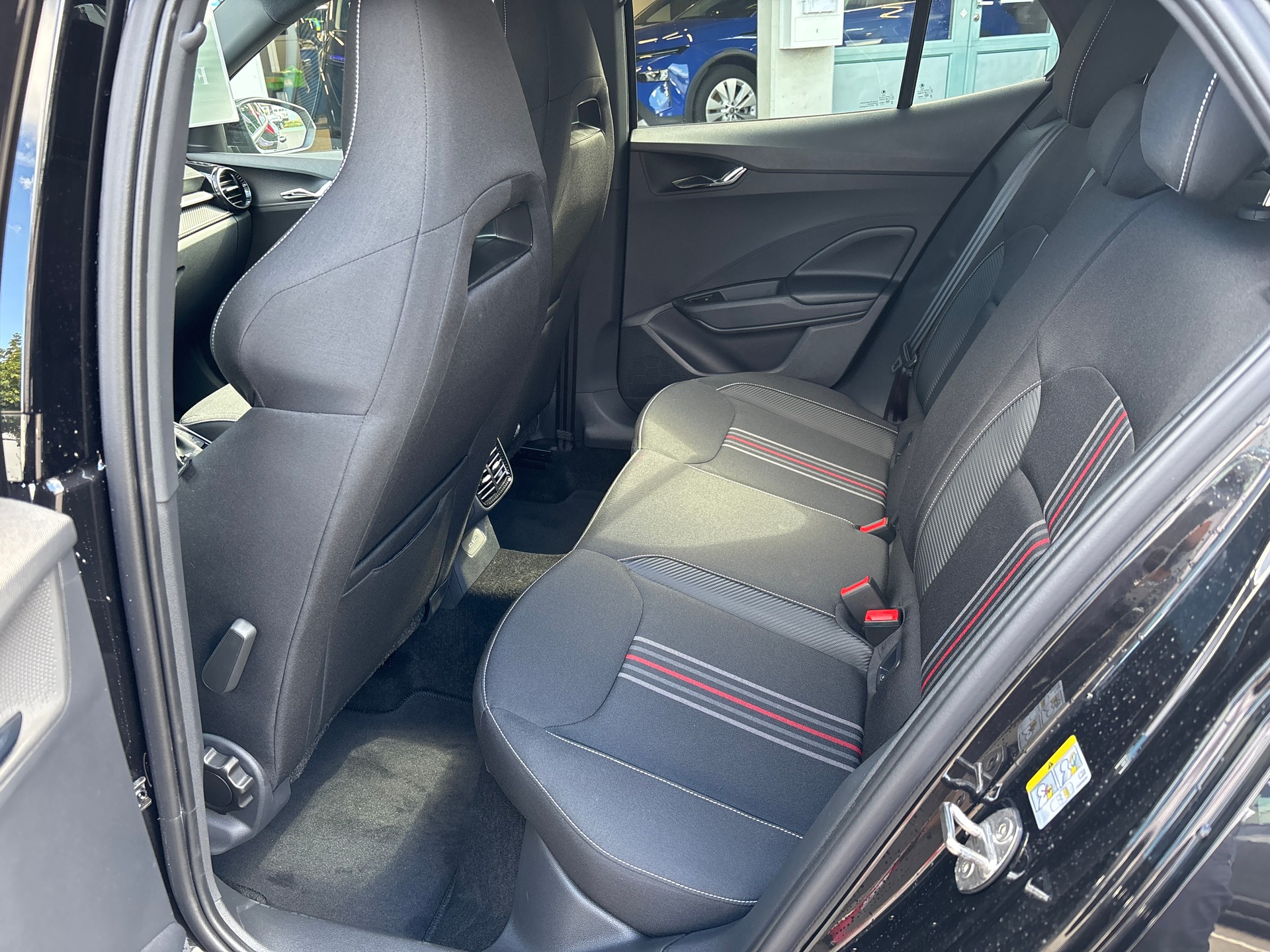 SKODA Fabia 1.5 TSI 130 DSG-image-14