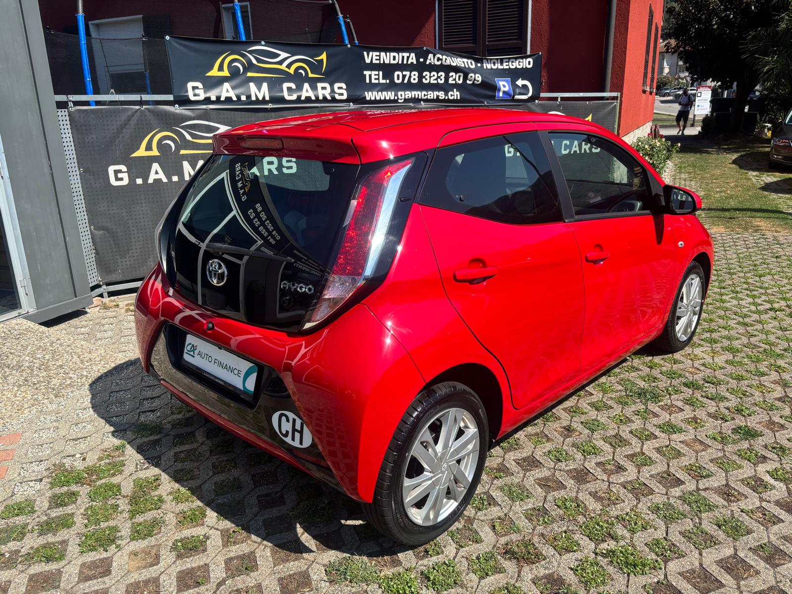 TOYOTA Aygo 1.0 VVT-i x-image-2