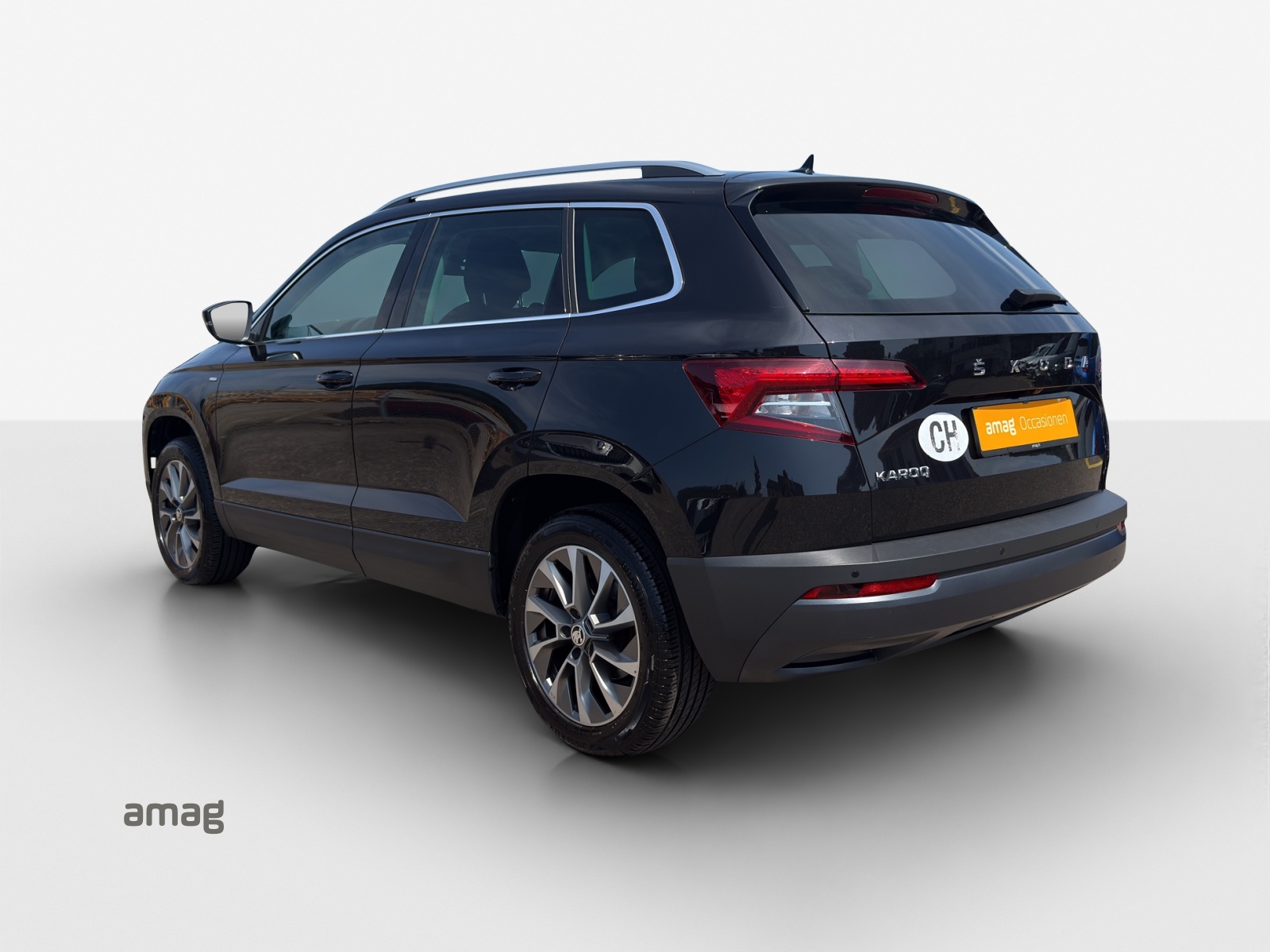 SKODA Karoq 1.5 TSI ACT Clever DSG-showroom-element-2