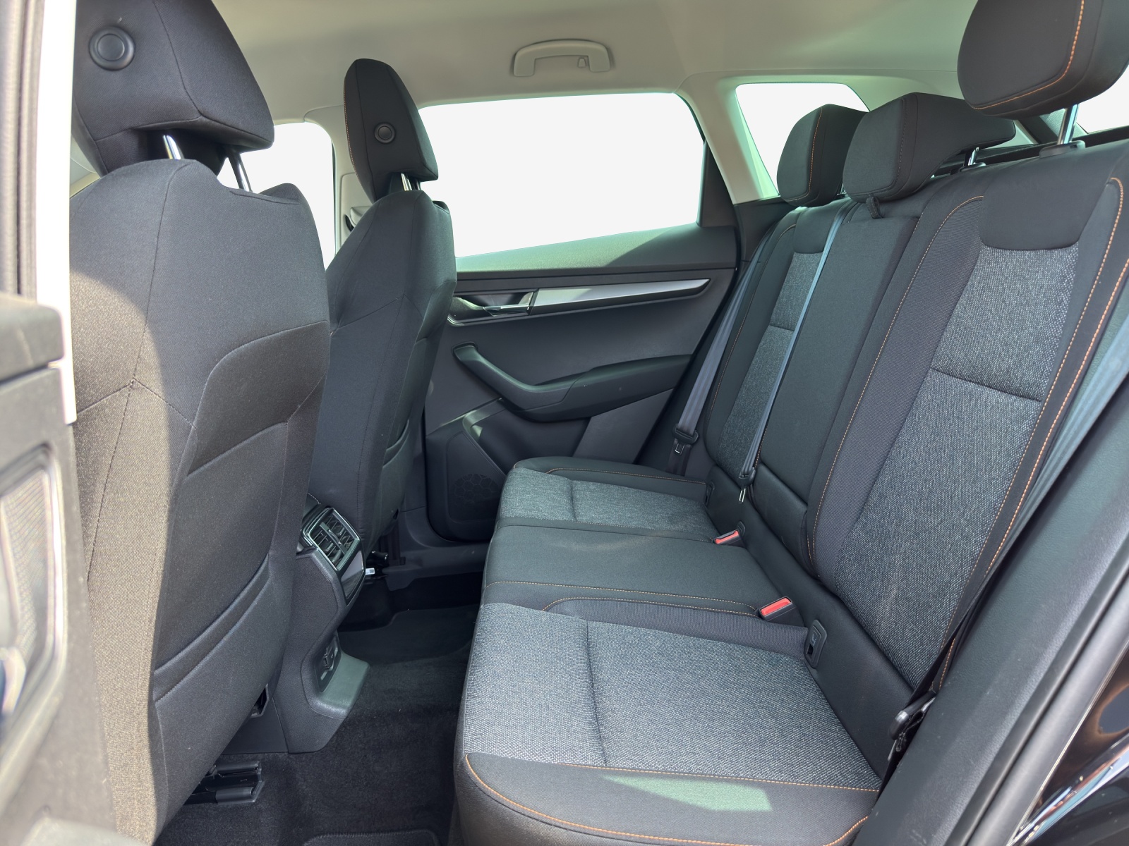 SKODA Karoq 1.5 TSI ACT Clever DSG-image-11
