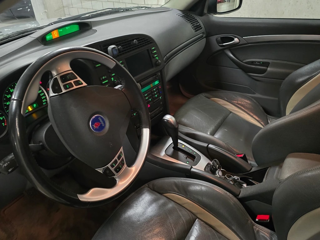 SAAB 9-3 2.8T V6 Aero-image-9