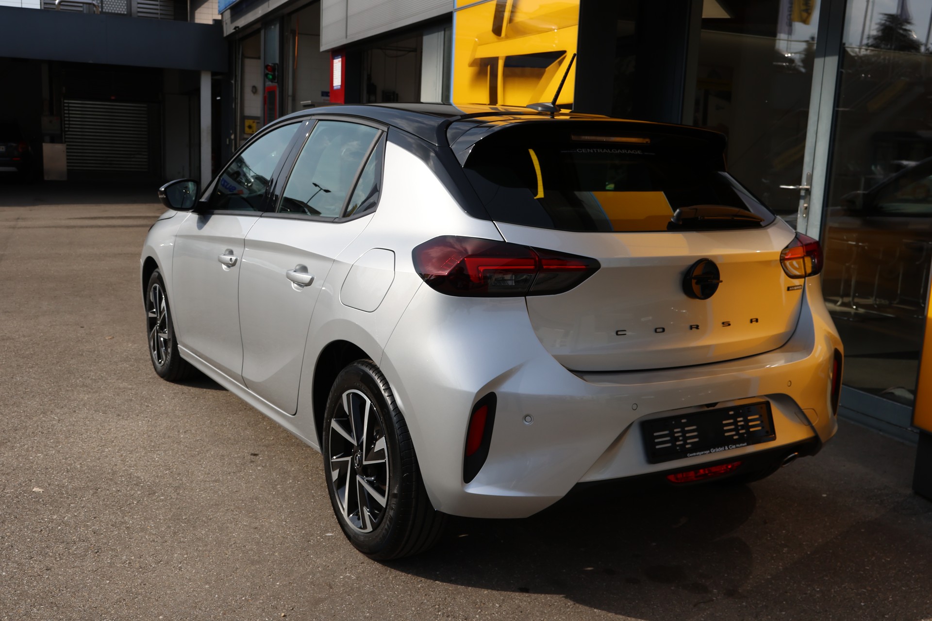 OPEL Corsa 1.2 MHEV Viva-image-2