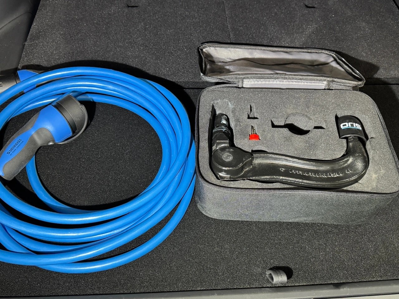 TESLA Model X 100kWh Plaid 1268PS / Autopilot HW 4.0-image-10