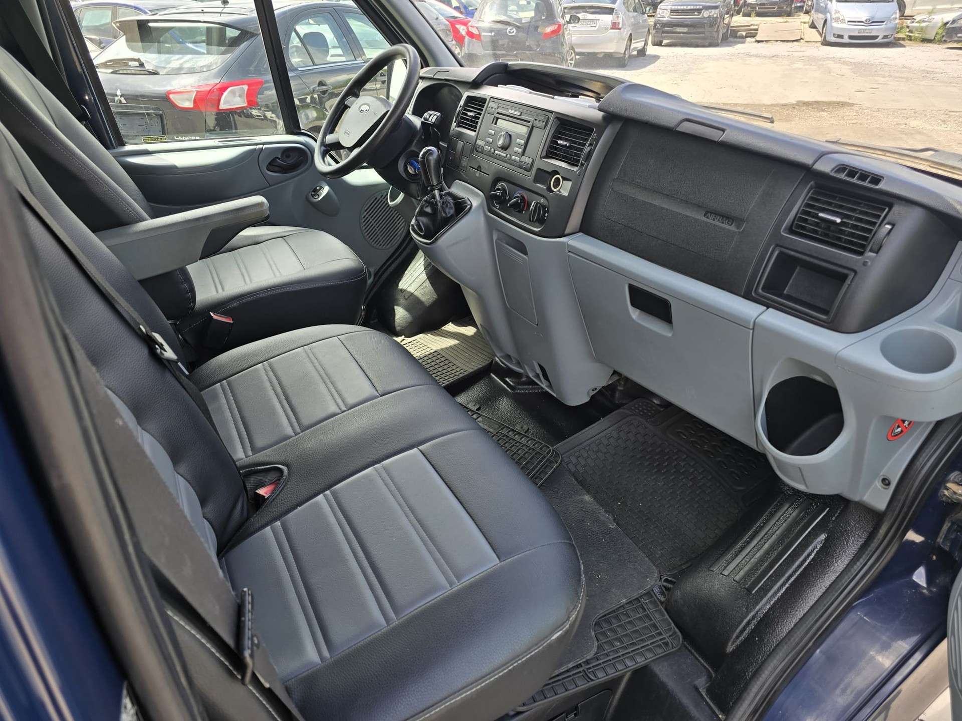 FORD Transit 2.2 TDCi 280 S-image-8