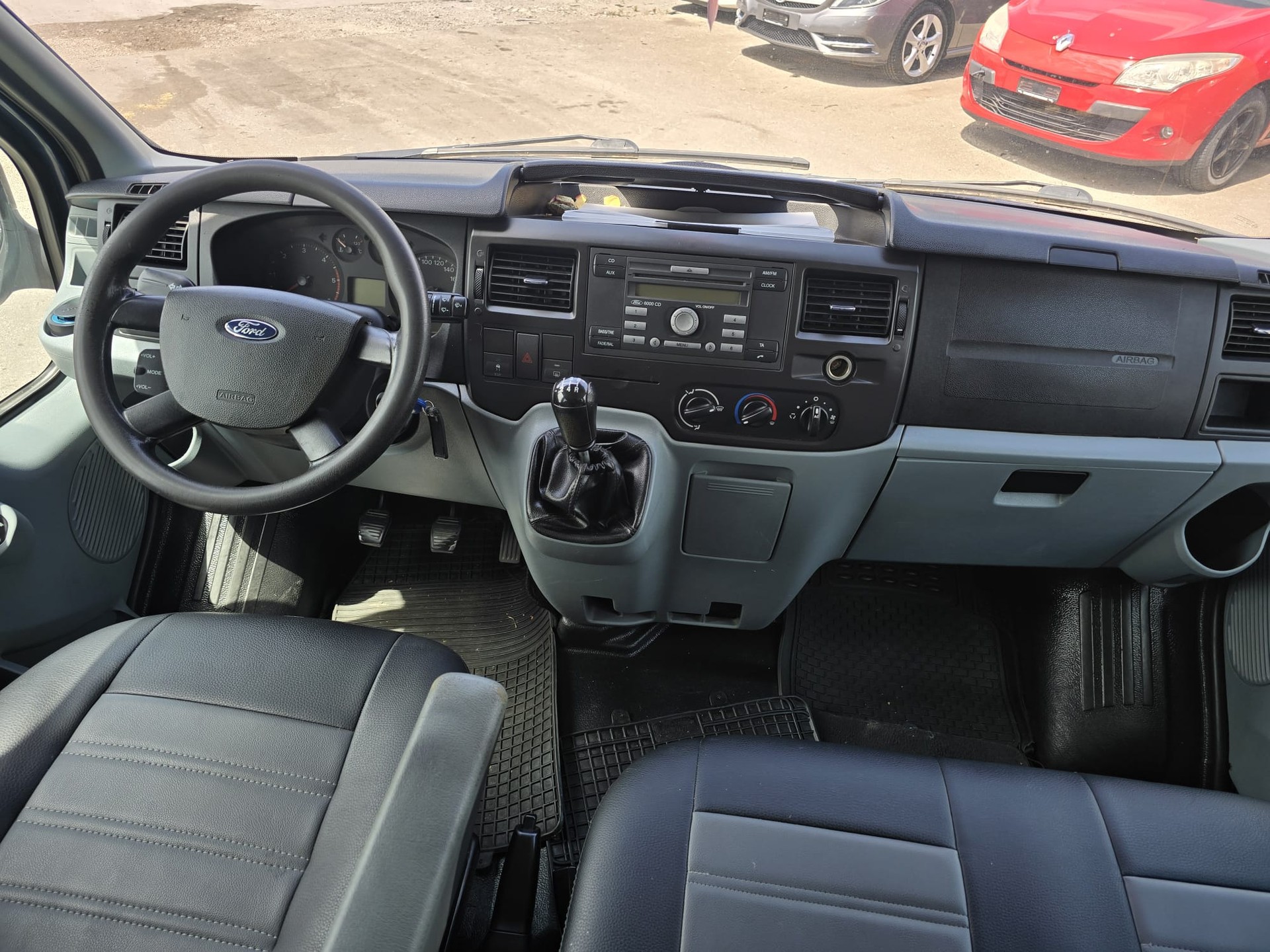 FORD Transit 2.2 TDCi 280 S-image-11