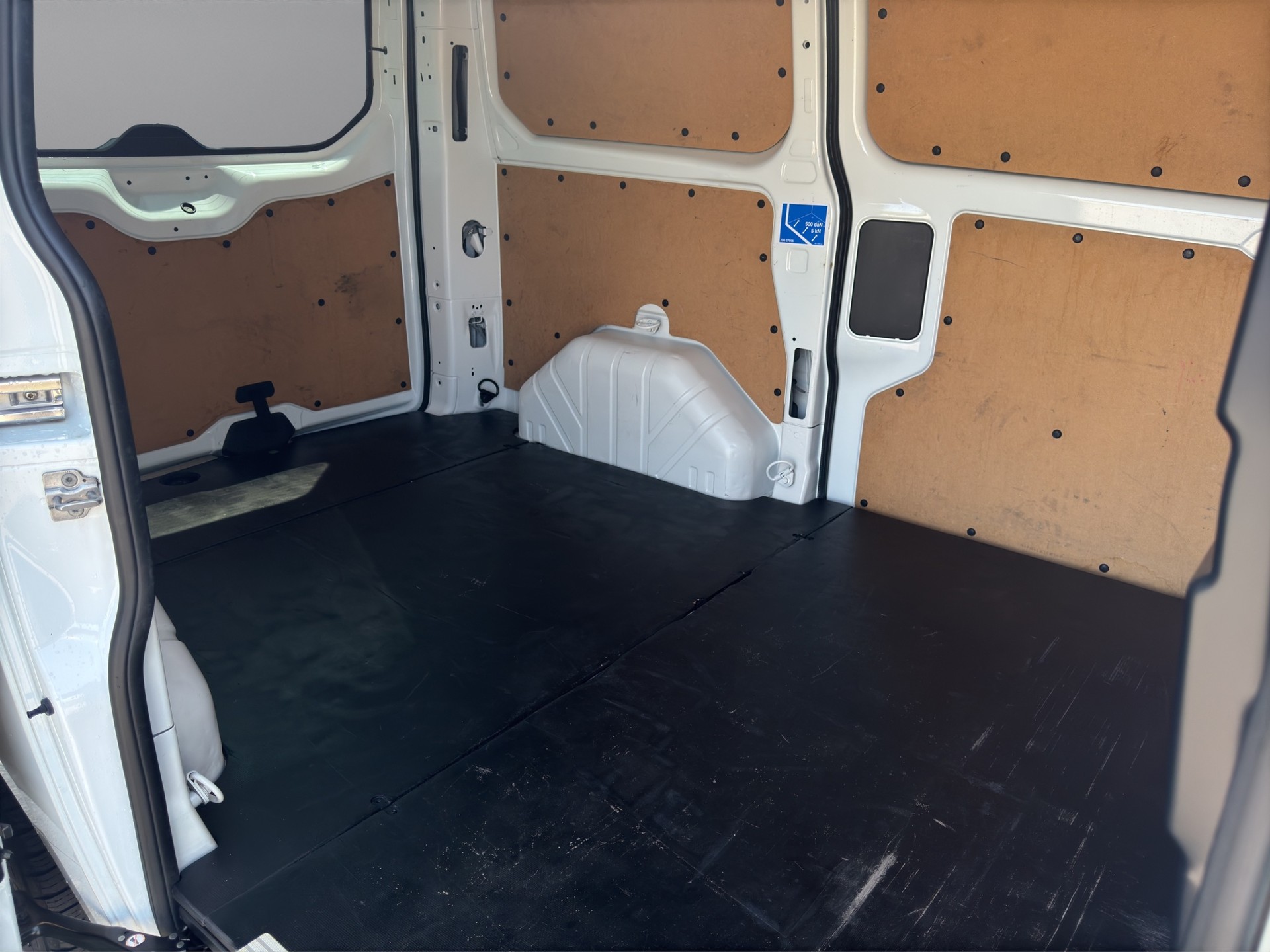FORD Transit Custom Van 250 L1H1 Ambiente-image-9