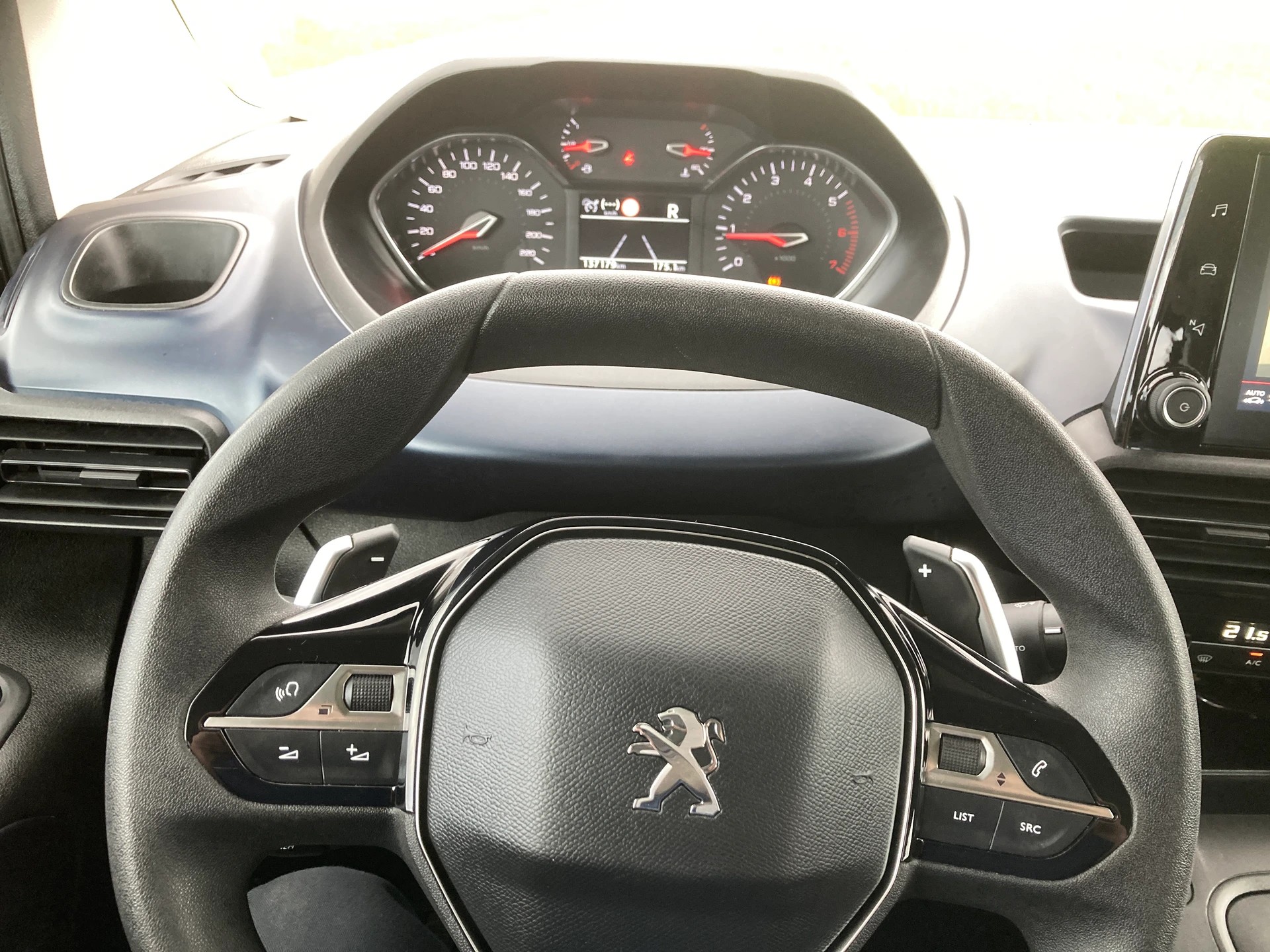 PEUGEOT Rifter Long 1.5 BlueHDi Allure EAT8-image-13