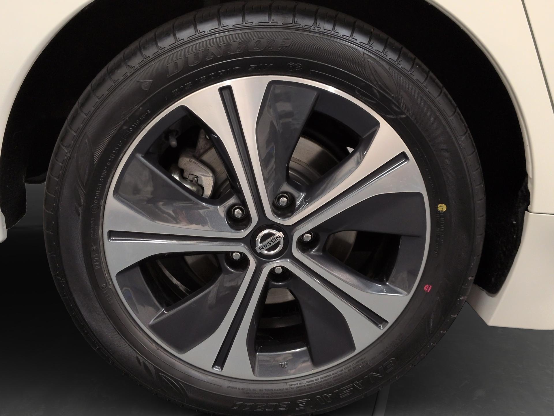 NISSAN Leaf N-Connecta (incl. battery)-image-24