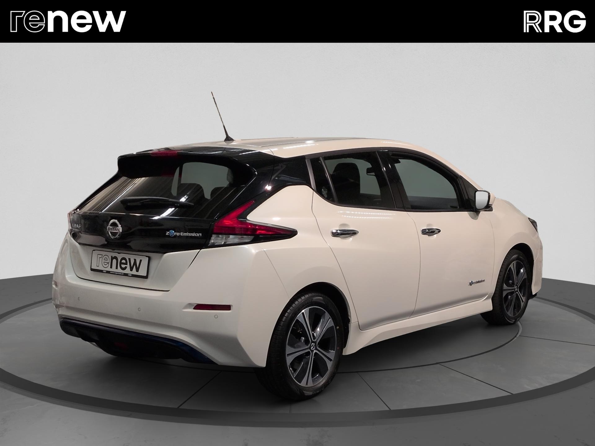 NISSAN Leaf N-Connecta (incl. battery)-image-2